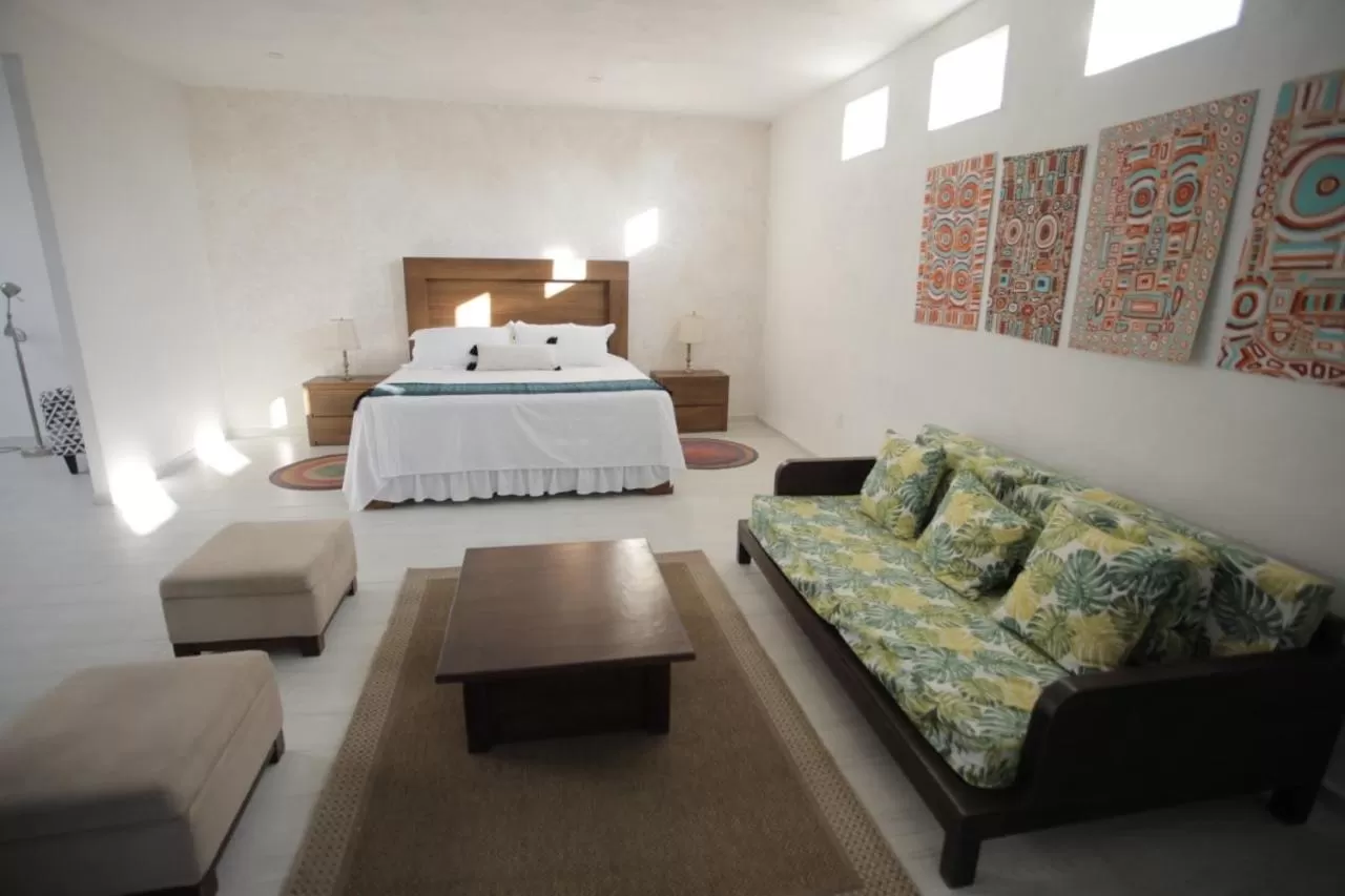 Photo of the whole room, Bed in Hotel La Casa de los Árboles Immersive Experience