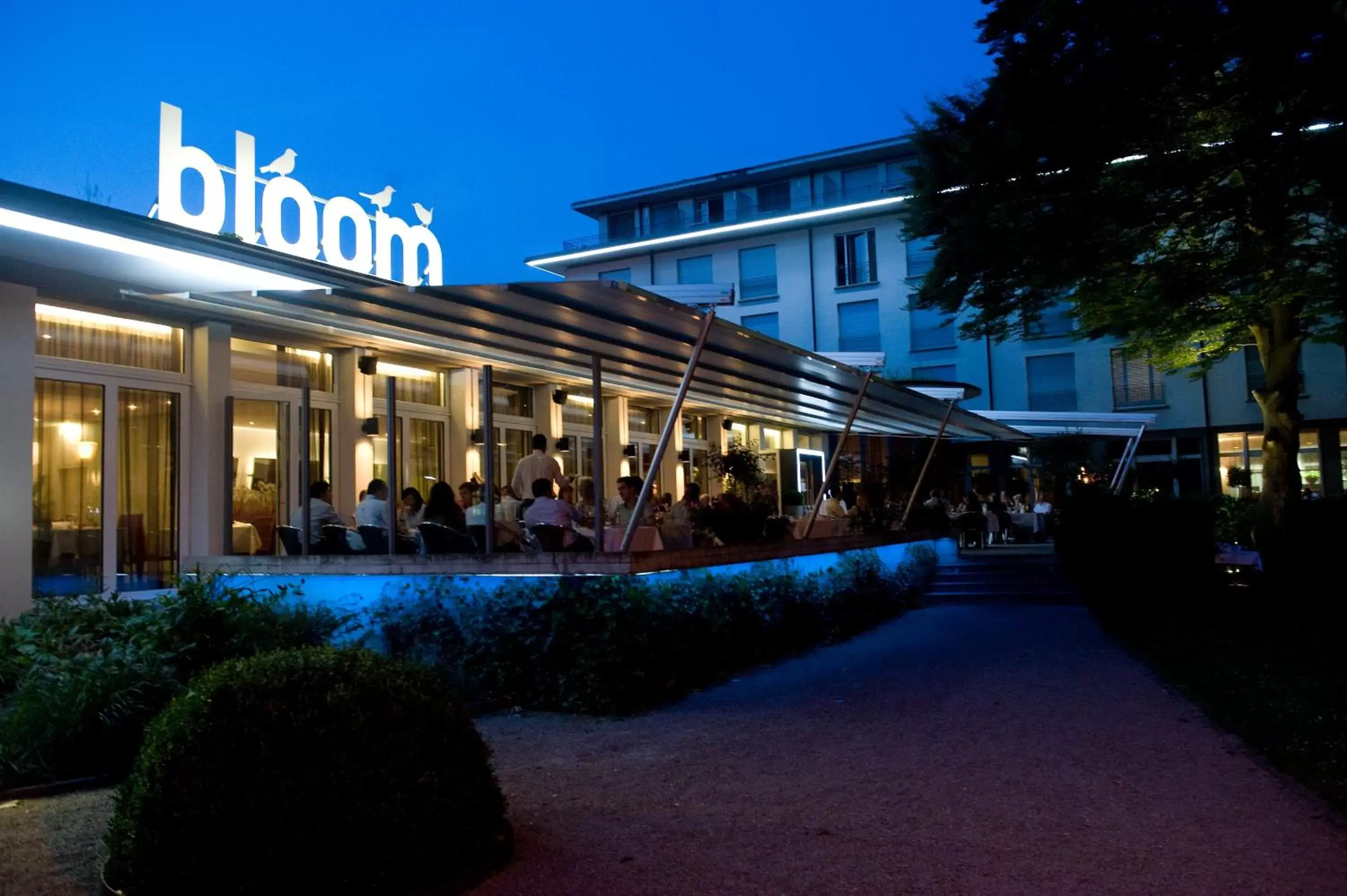 Facade/entrance, Property Building in Park Hotel Winterthur