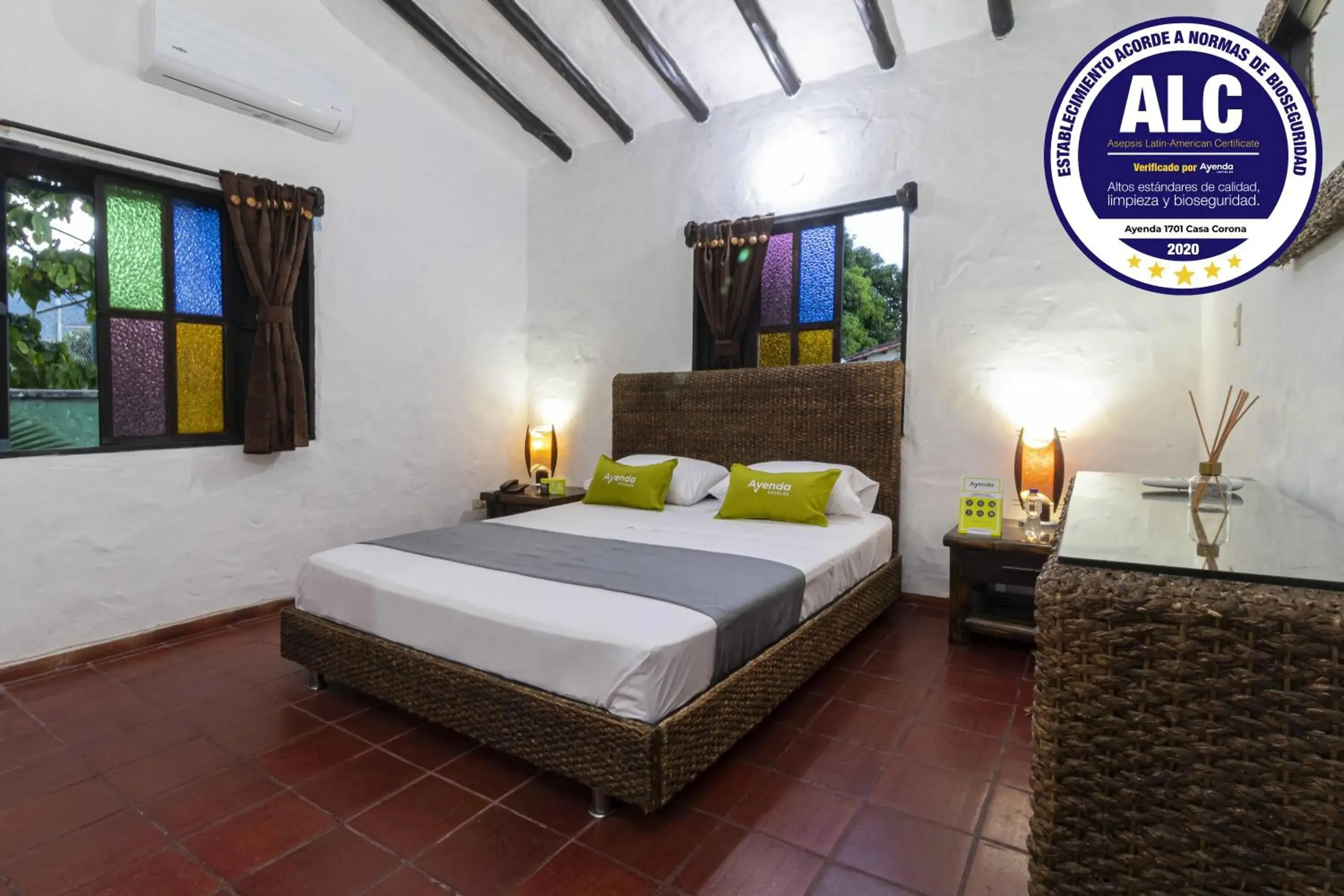 Corona Real Corona Real