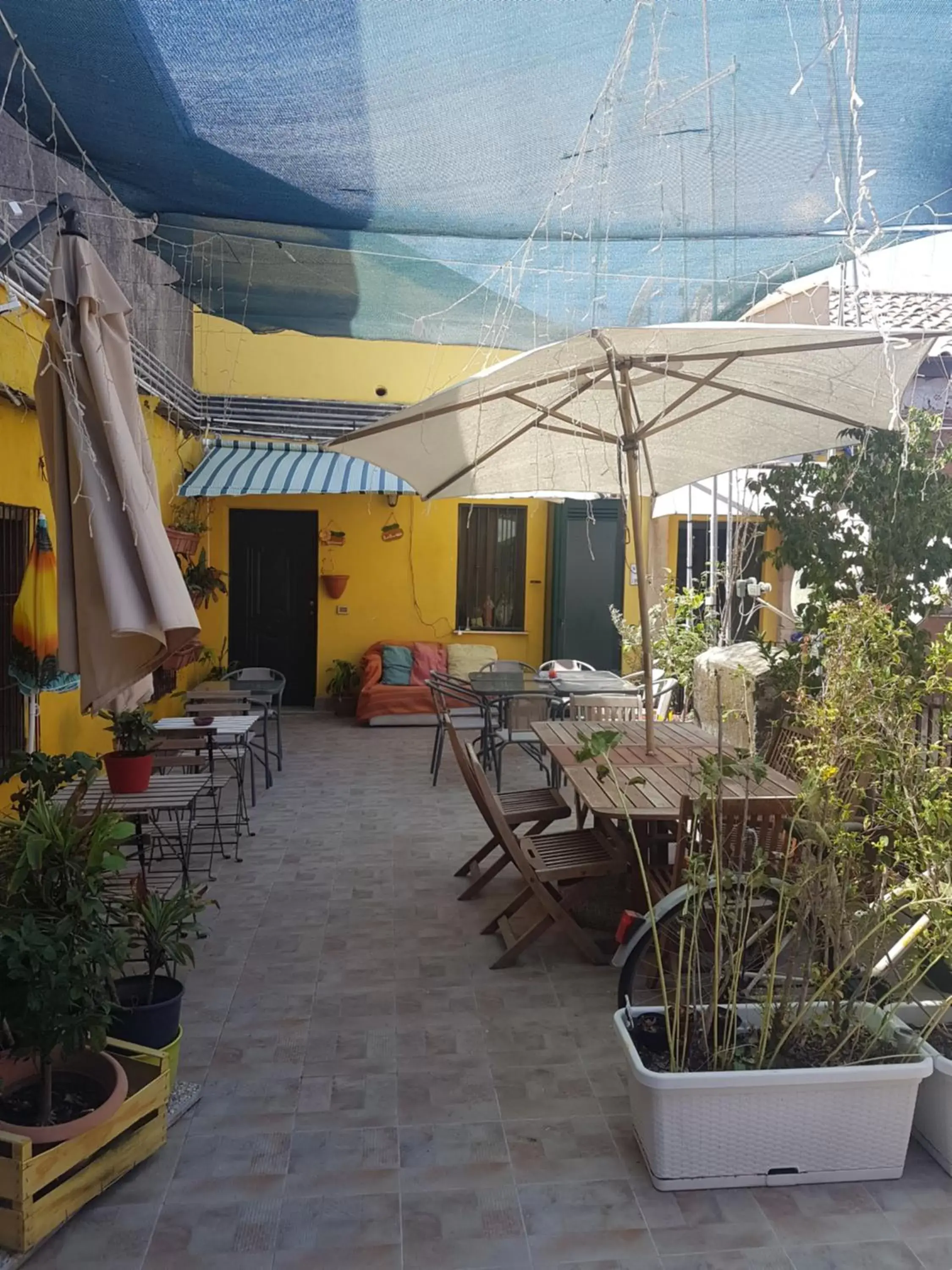 Balcony/Terrace, Restaurant/Places to Eat in XX Miglia