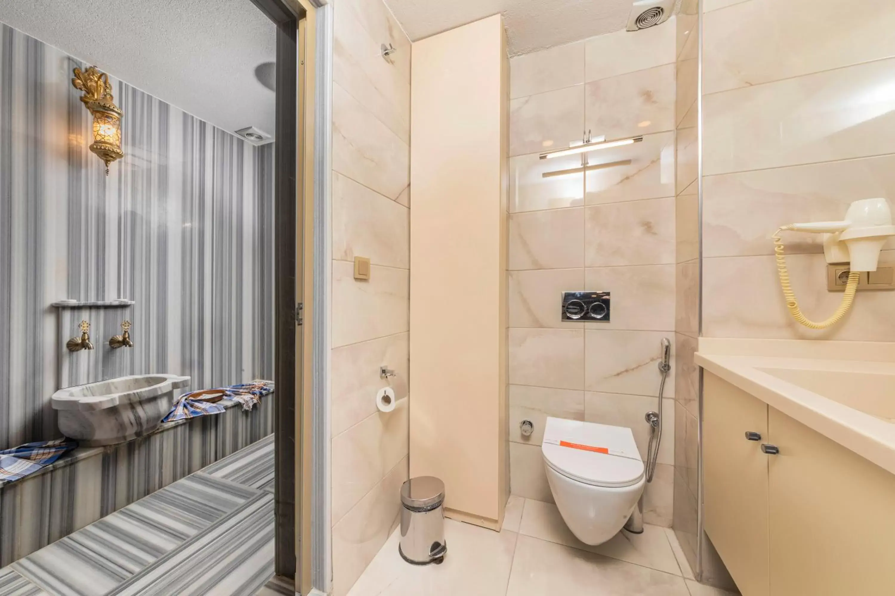 Bathroom in Ayramin Hotel Taksim
