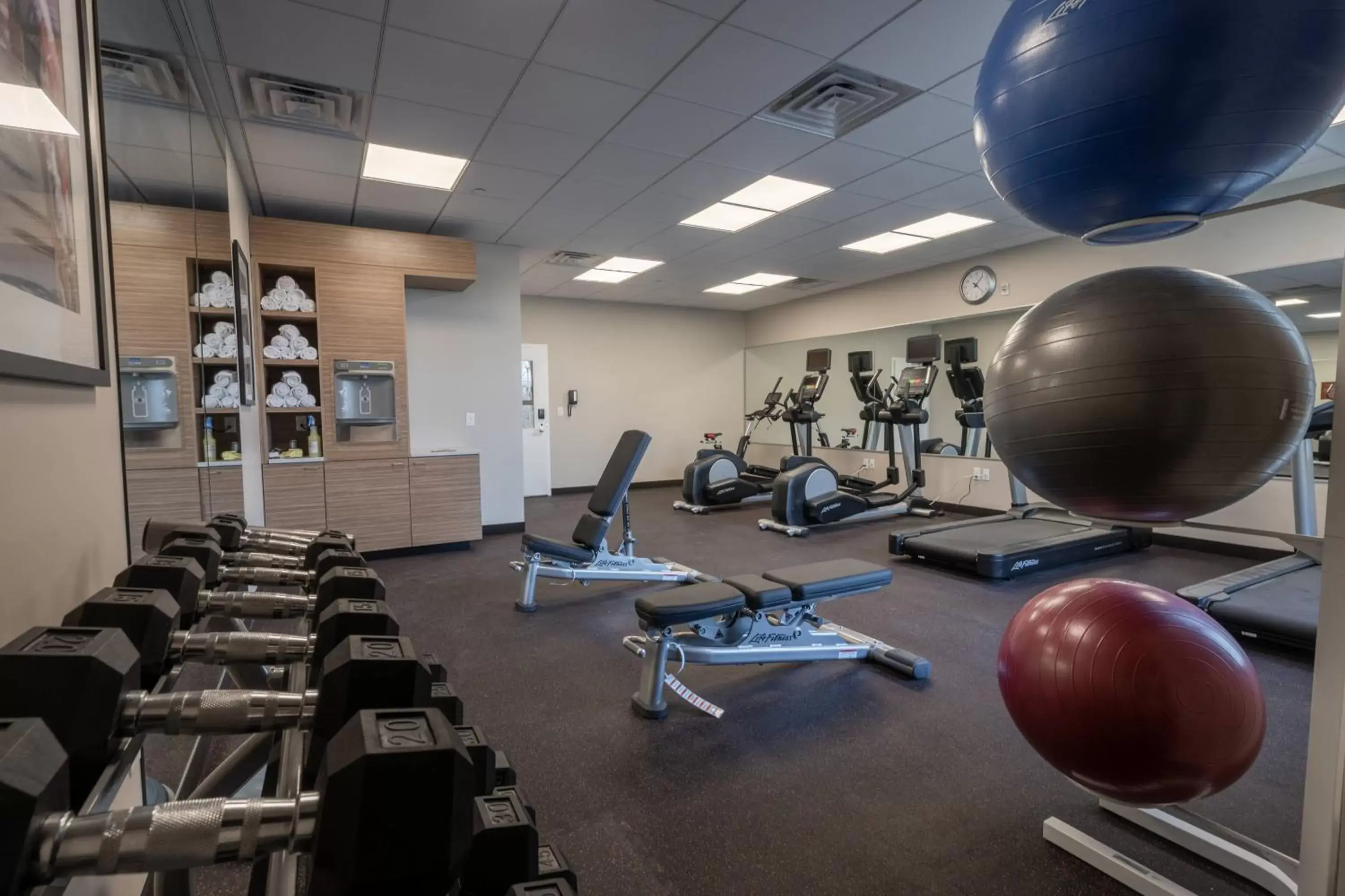 Fitness centre/facilities, Fitness Center/Facilities in TownePlace Suites by Marriott Clinton