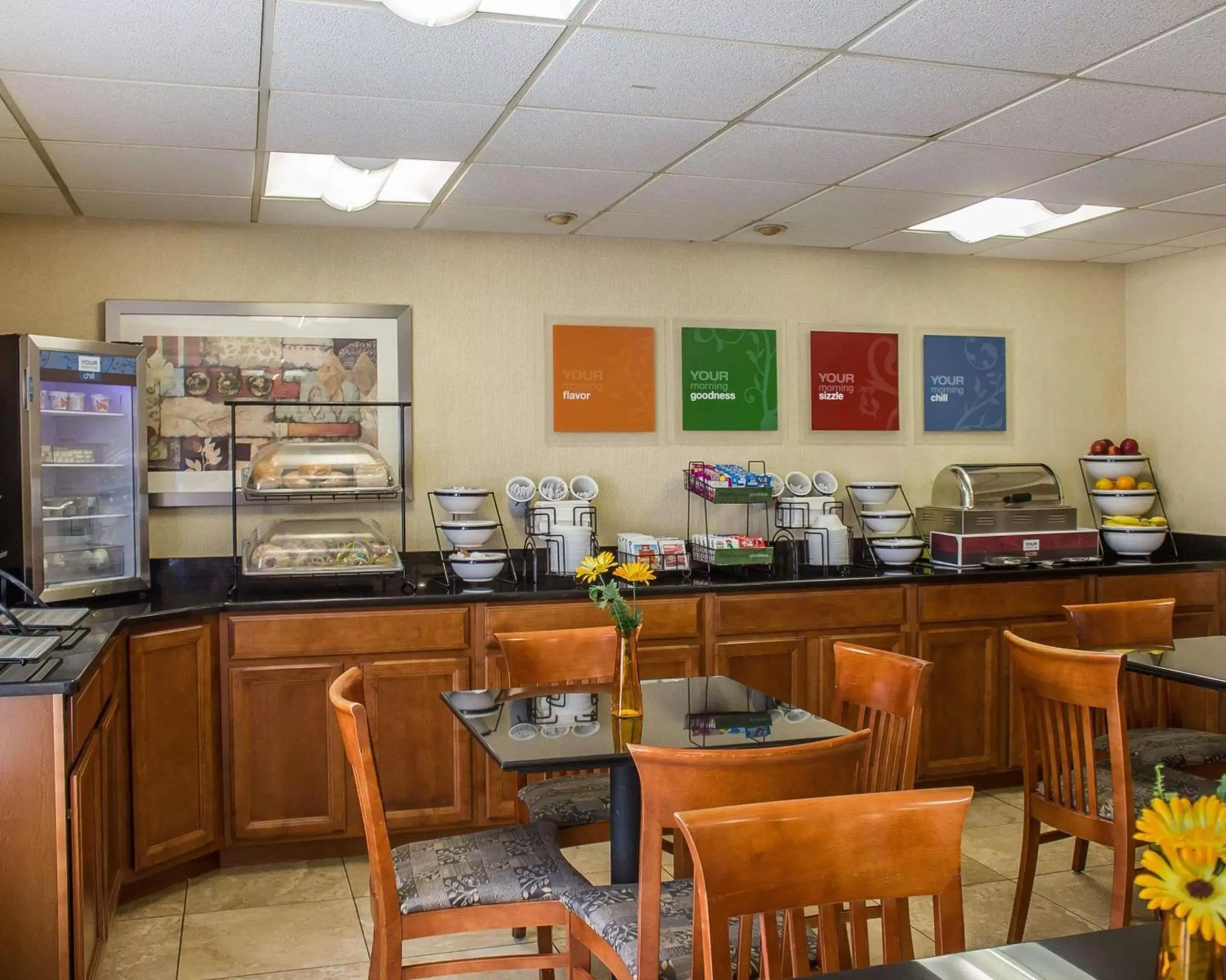 Restaurant/Places to Eat in Comfort Inn Wethersfield - Hartford