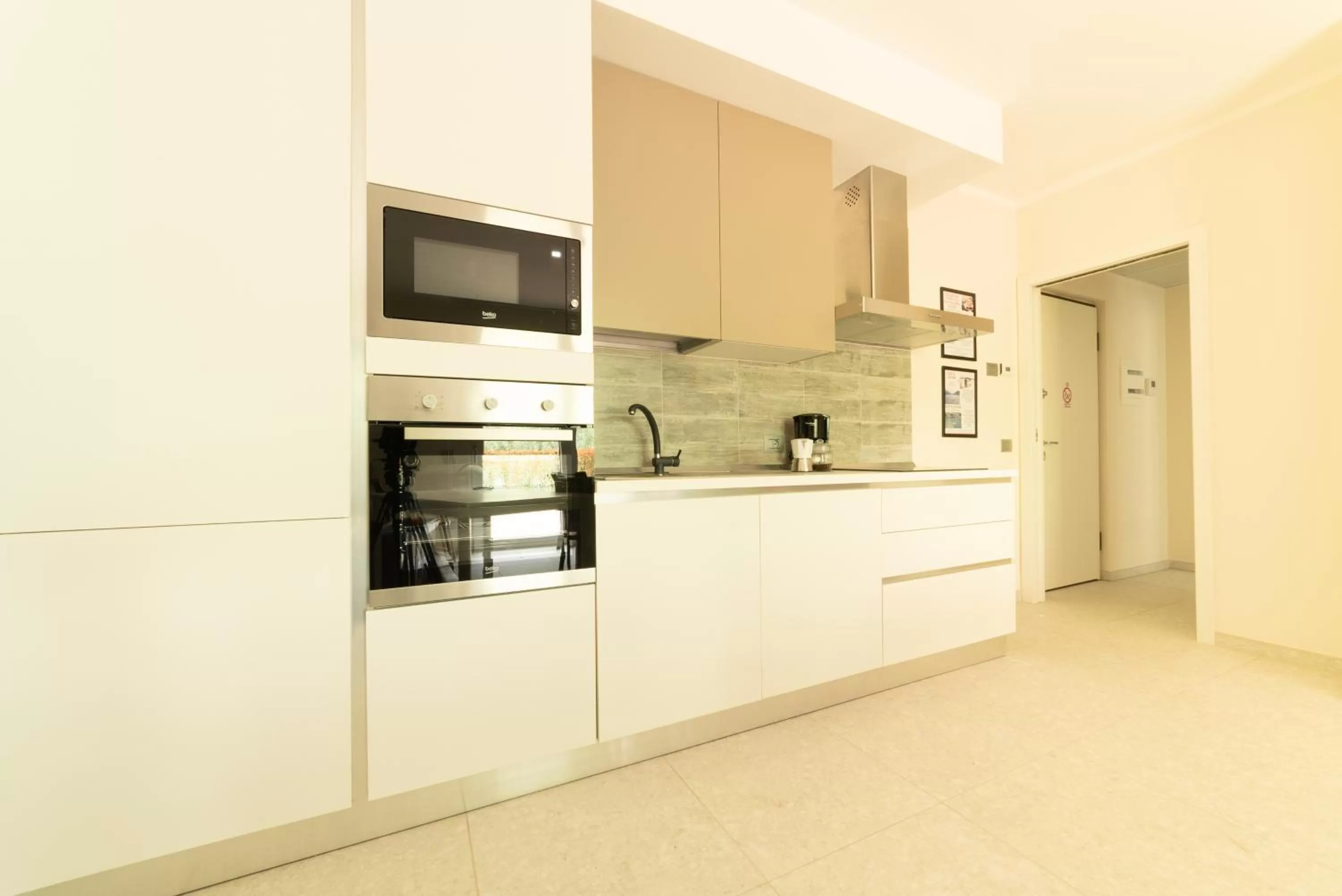 Kitchen or kitchenette in Yachting Residence