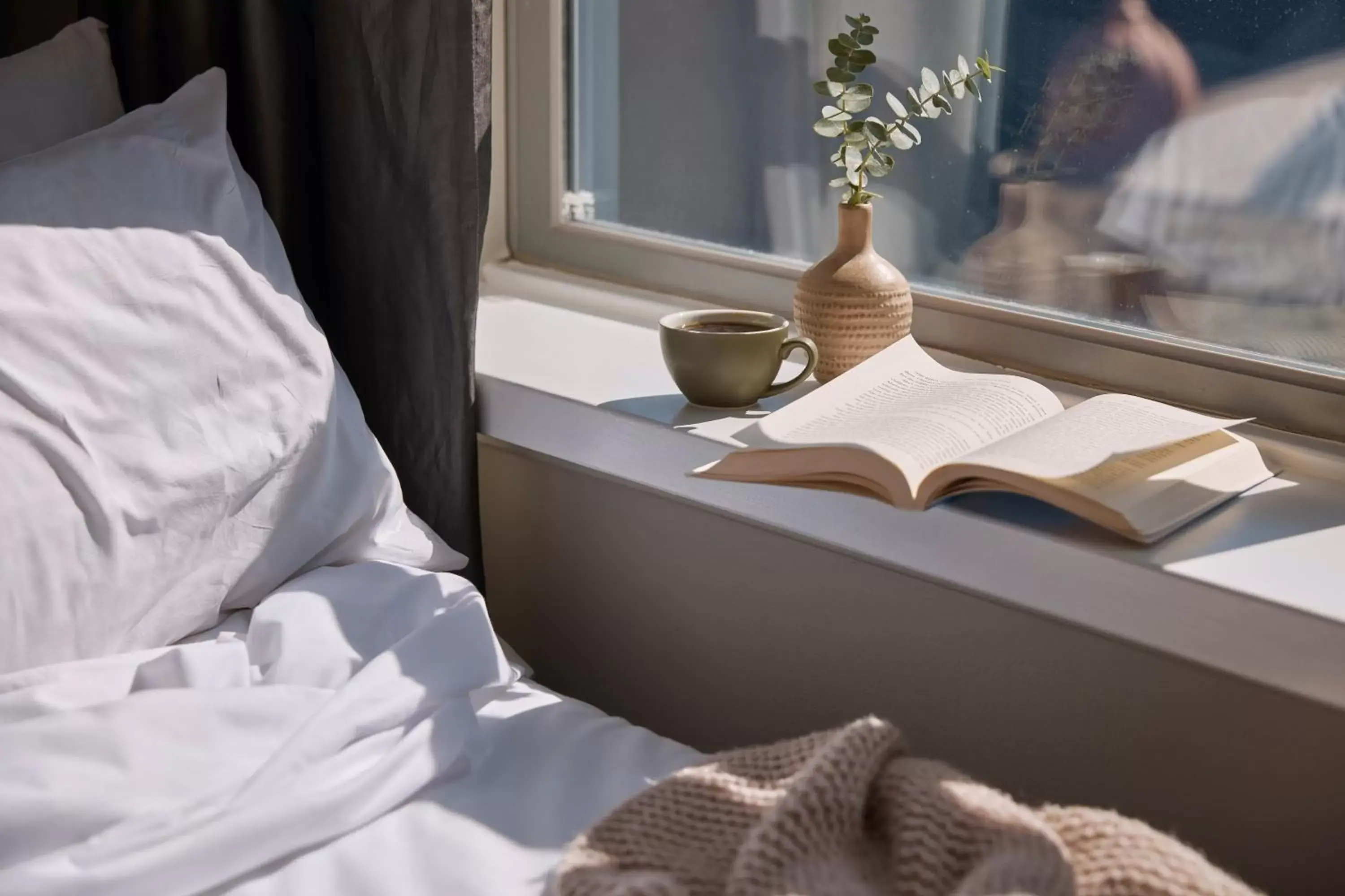 View (from property/room), Bed in Pensione Hotel Perth View (from property/room), Bed in Pensione Hotel Perth