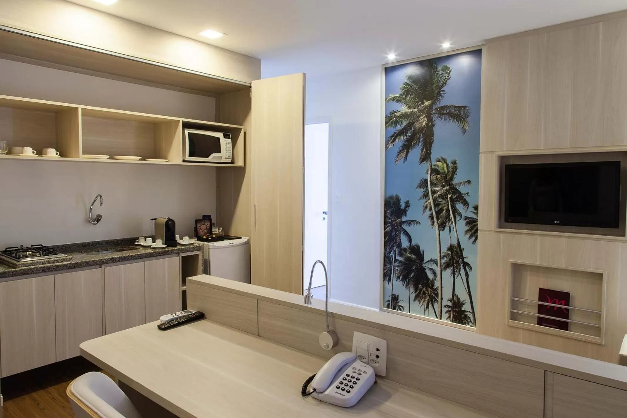 Kitchen or kitchenette in Mercure Recife Navegantes