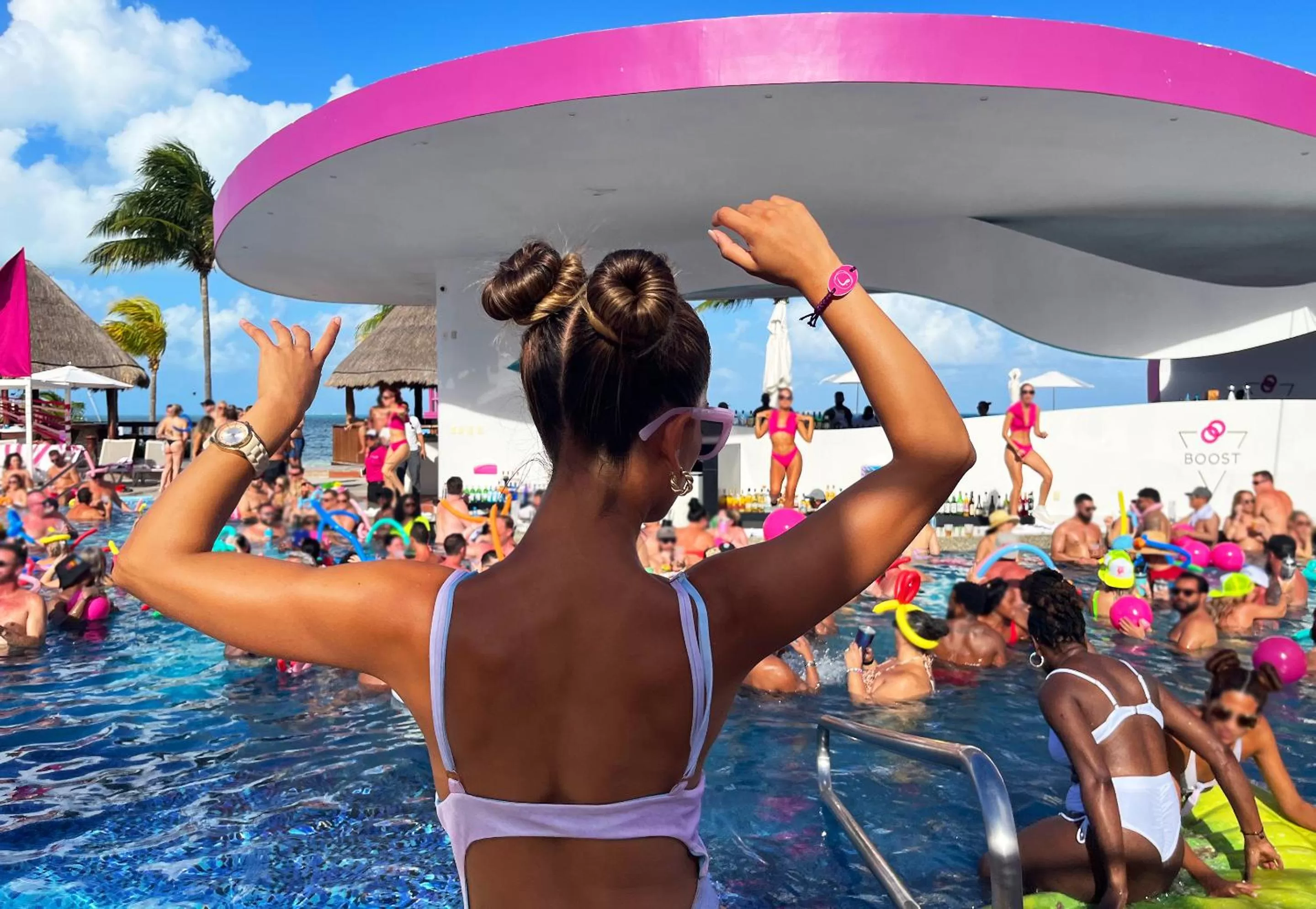 Swimming pool in The Tower by Temptation Cancun Resort - All Inclusive - Adults Only