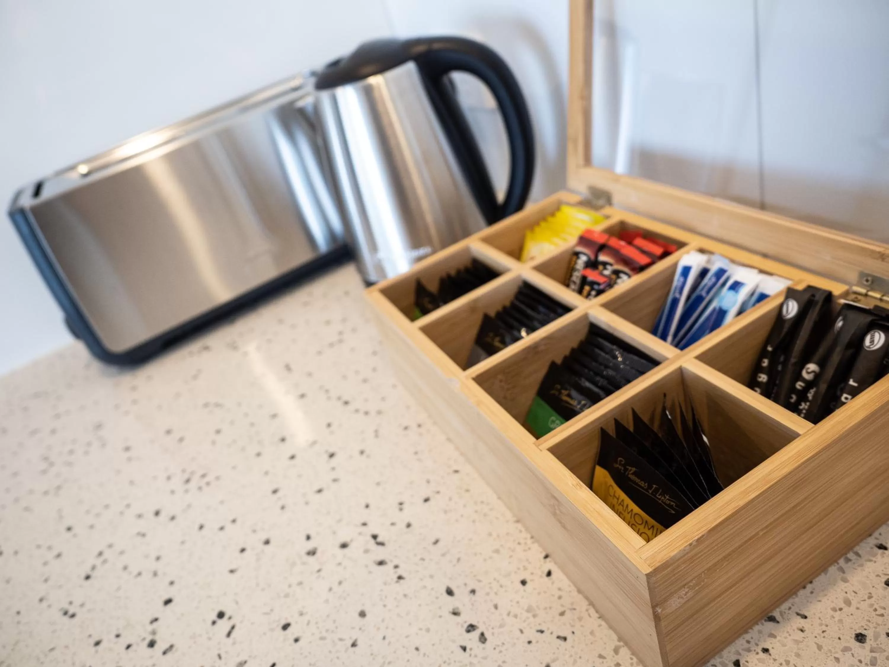 Coffee/tea facilities in Links Lodge at The Dunes