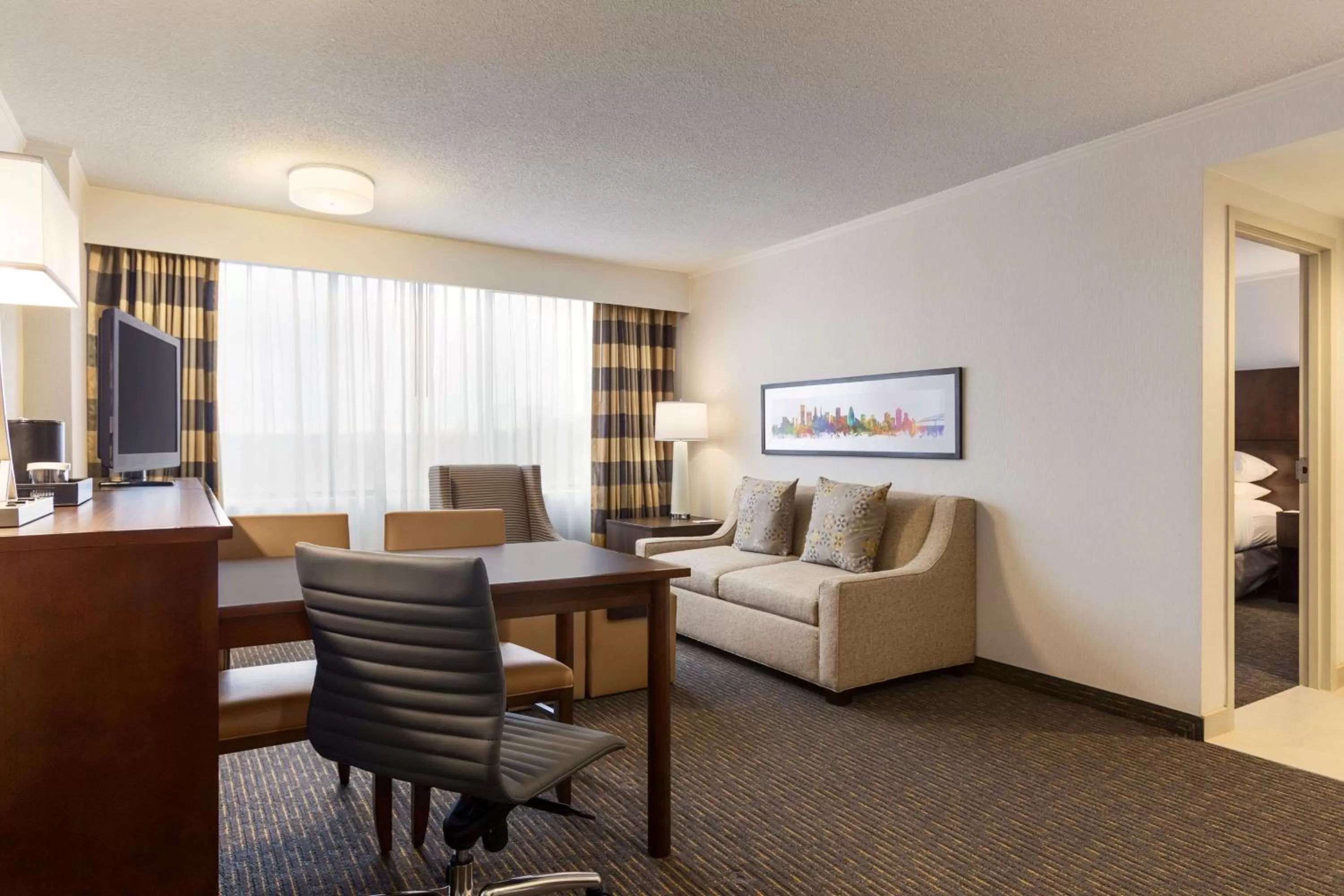 Living room in Embassy Suites by Hilton Baltimore at BWI Airport