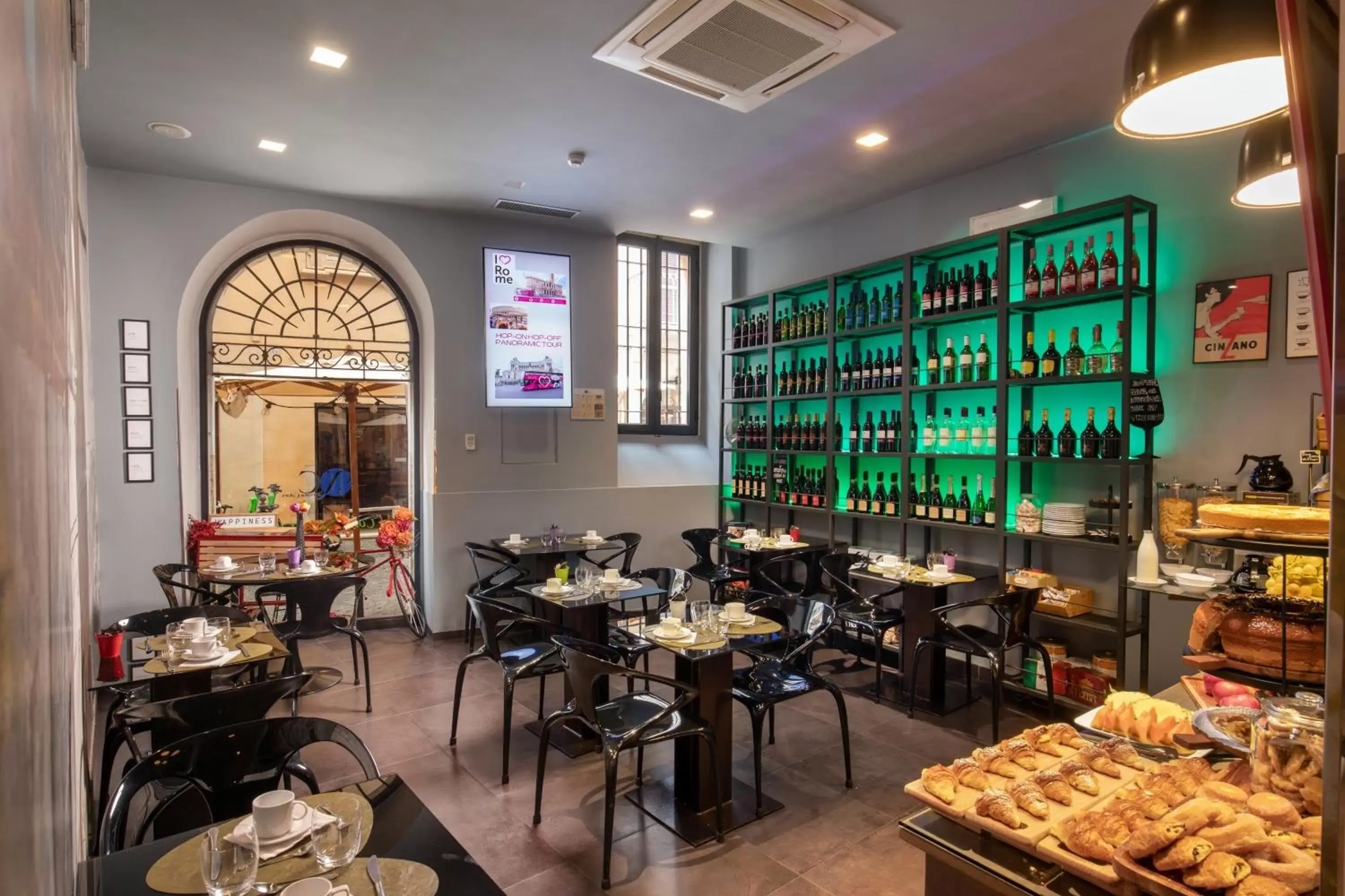 Breakfast, Restaurant/Places to Eat in Navona Colors Hotel