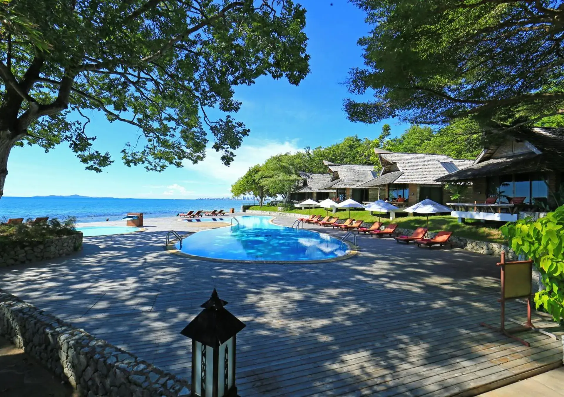 Sea view in Sunset Park Resort and Spa By SWR Sea view in Sunset Park Resort and Spa By SWR