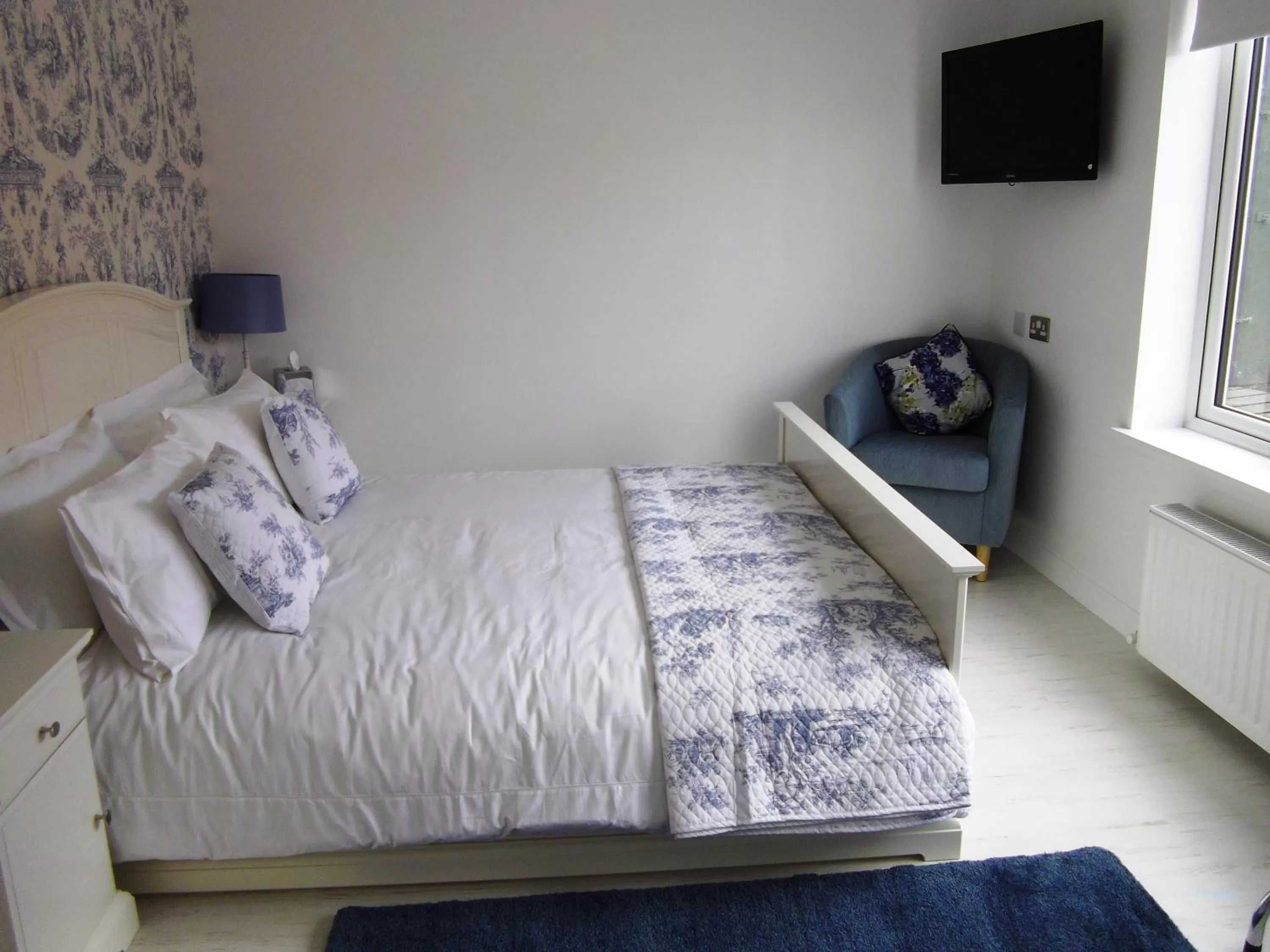 Classic King Room in The Cock and Bull