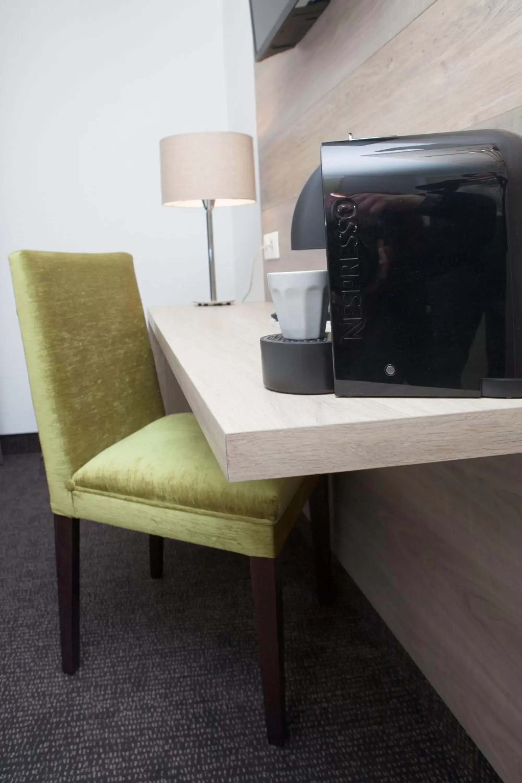 Coffee/tea facilities, TV/Entertainment Center in Sure Hotel by Best Western Limoges Sud
