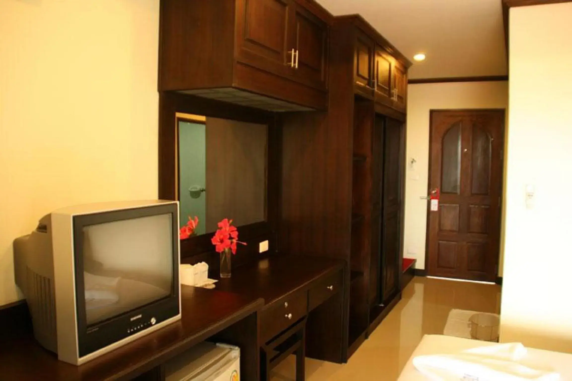 Decorative detail, TV/Entertainment Center in Marina Beach Resort - SHA Extra Plus