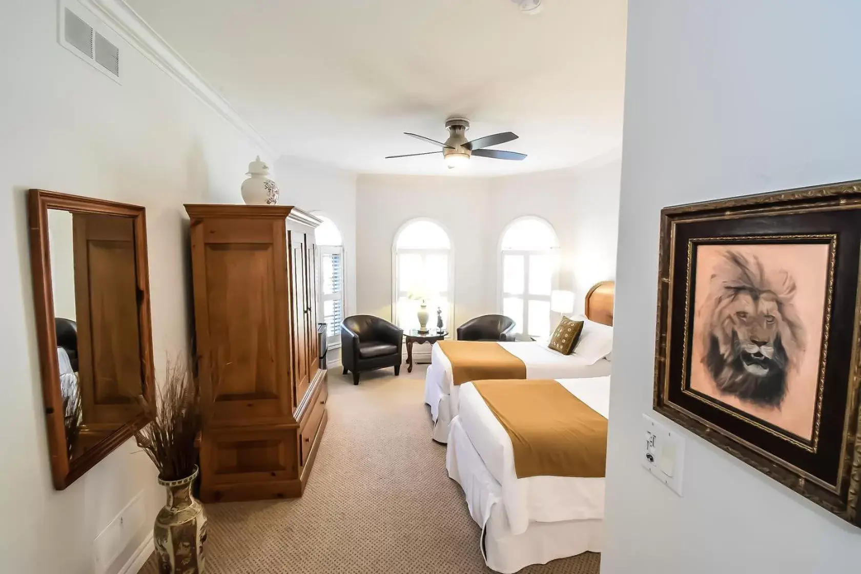 Seating Area in Graystone Bed & Breakfast