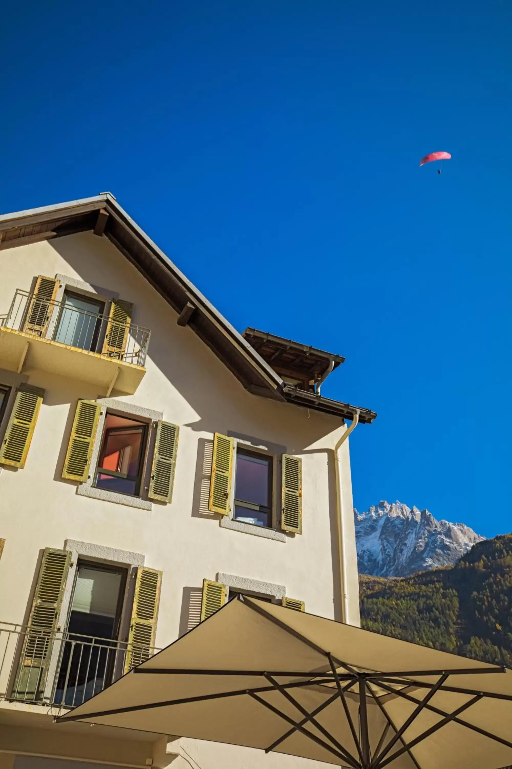 Property Building in Cosmiques Hotel - Centre Chamonix