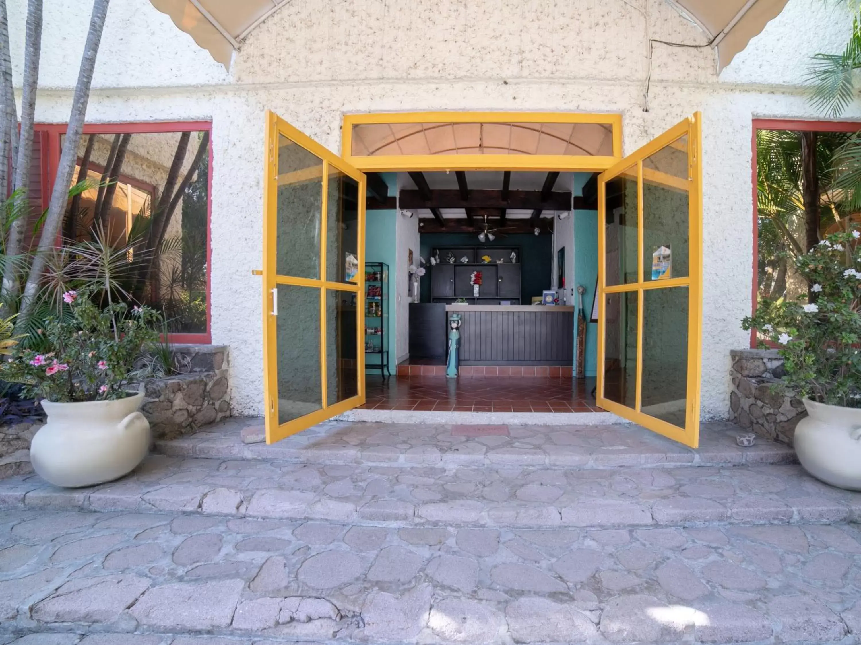 Facade/entrance in Hotel Teques Palace