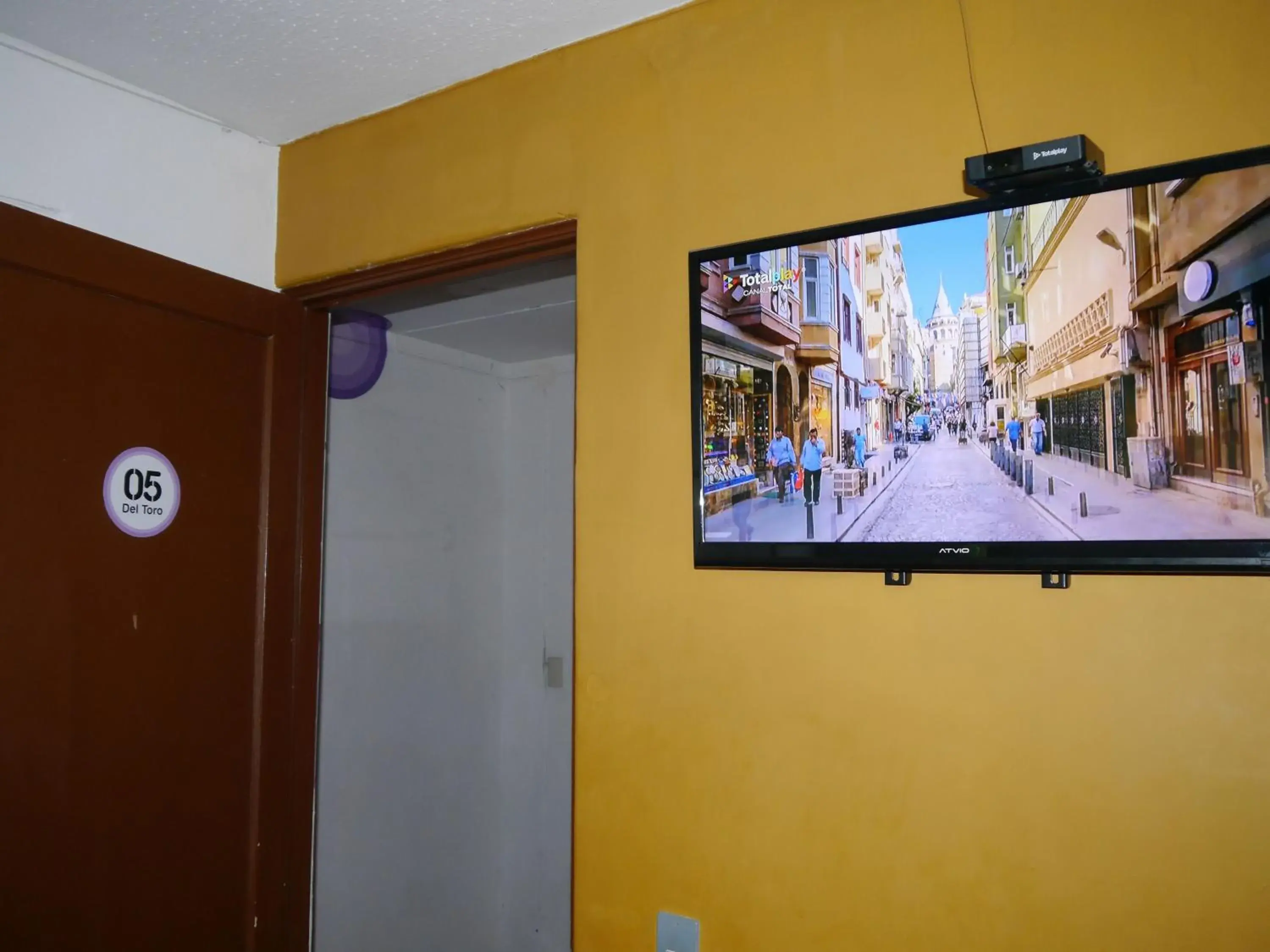 TV and multimedia, TV/Entertainment Center in Hostel Hospedarte Chapultepec