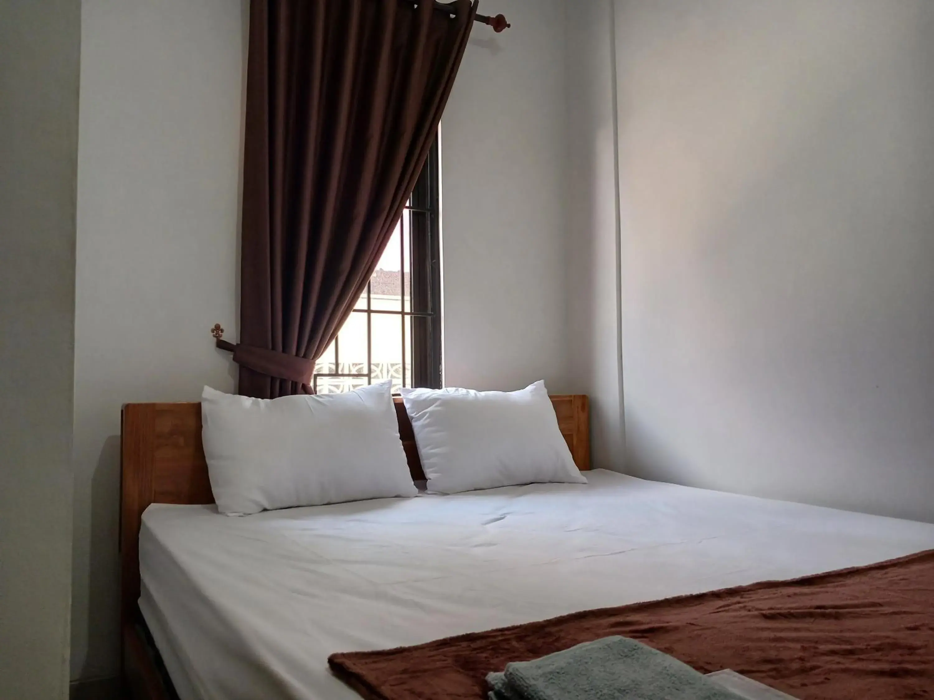 Bedroom, Bed in OYO 93085 Homy Stay Syariah