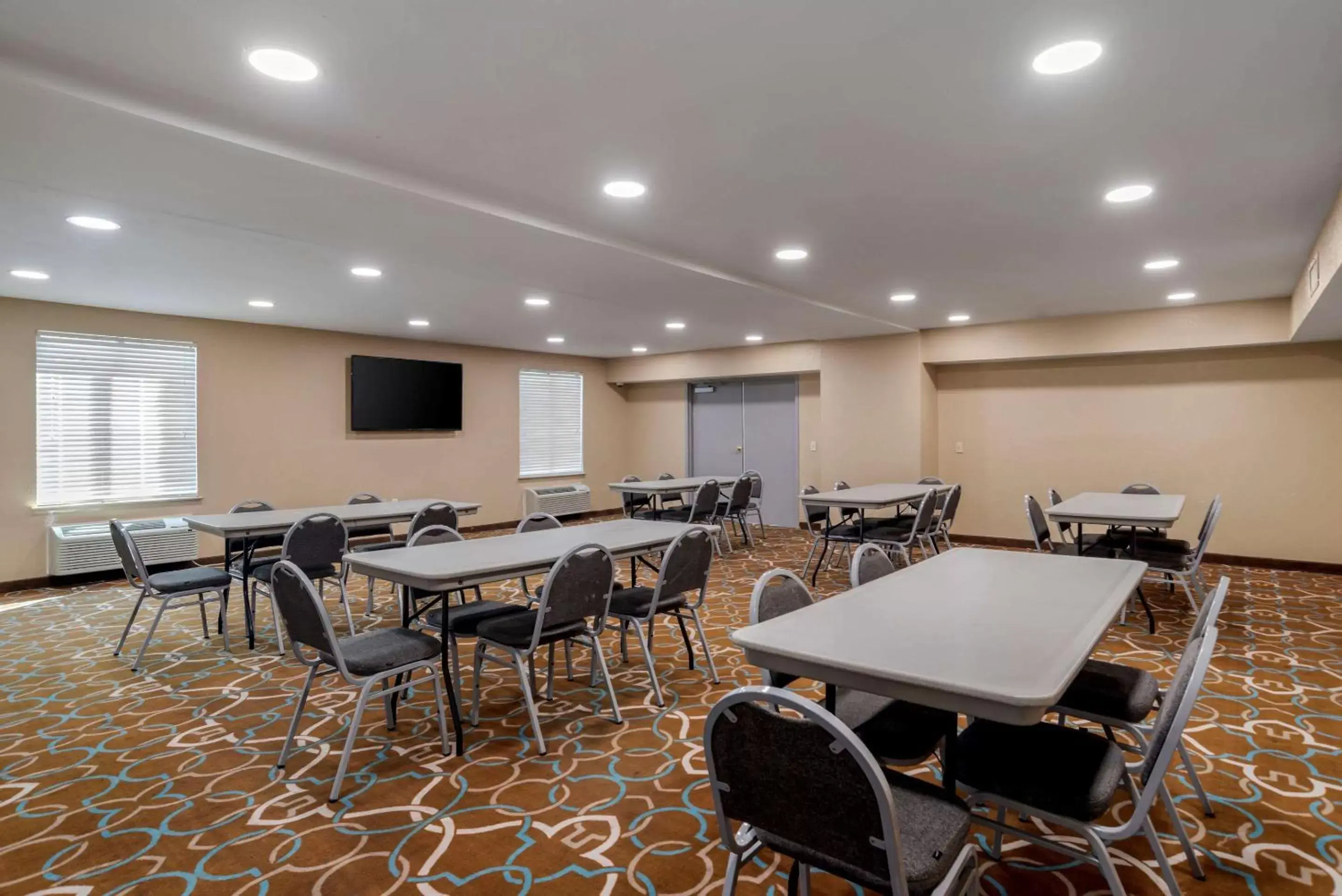 Meeting/conference room in Quality Inn Phenix City Columbus