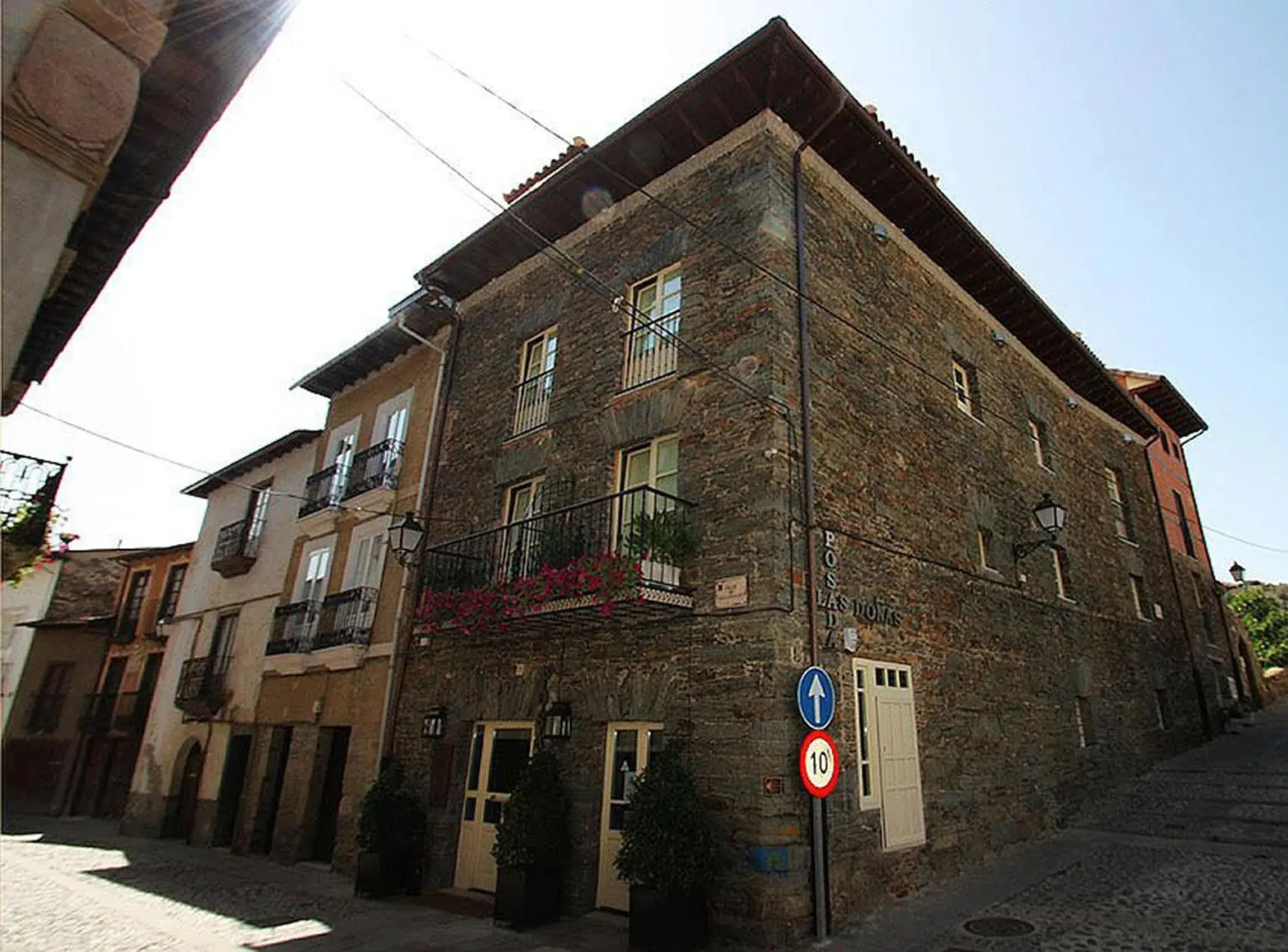 Facade/entrance, Property Building in Las Doñas del Portazgo
