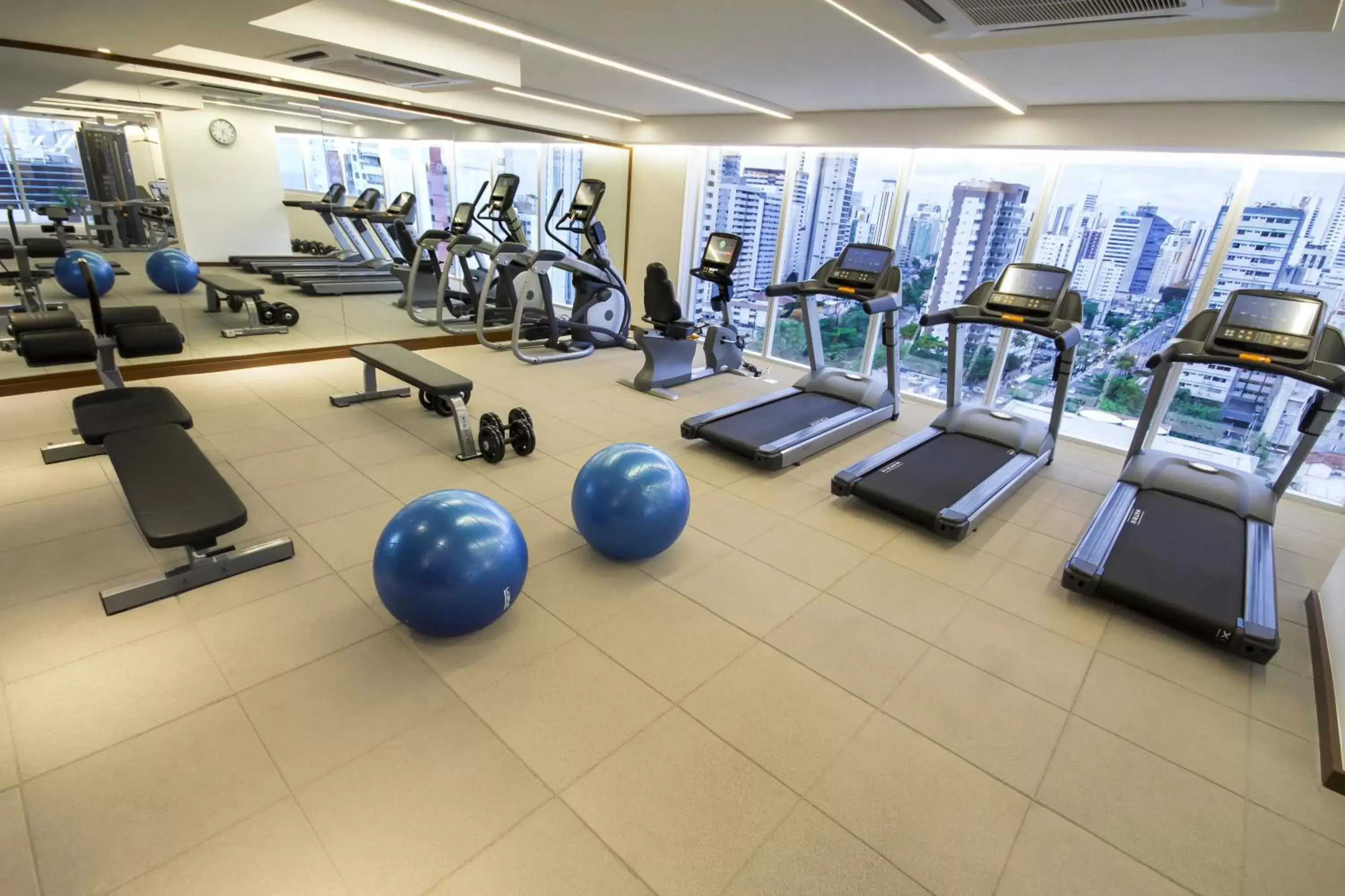 Fitness centre/facilities, Fitness Center/Facilities in Bugan Recife Boa Viagem Hotel - by Atlantica