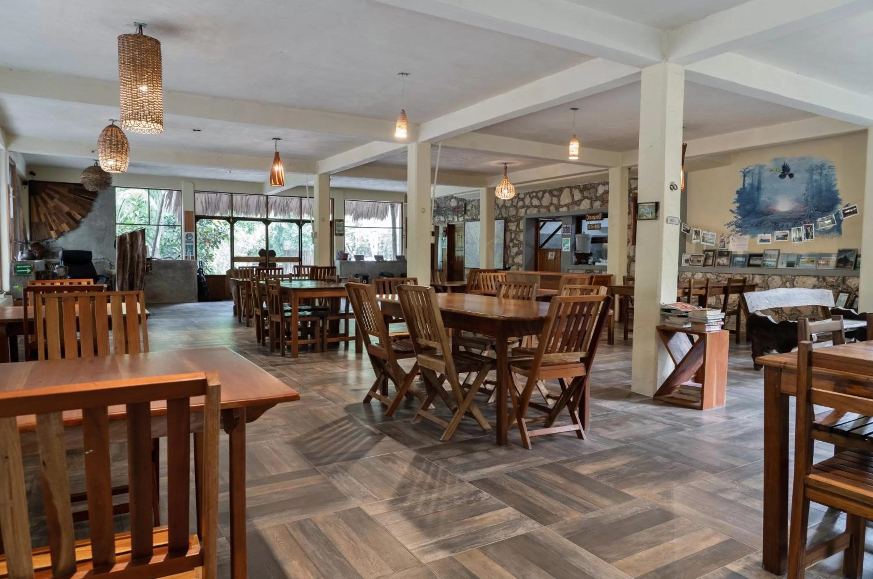 Communal lounge/ TV room in Villas Ecotucan