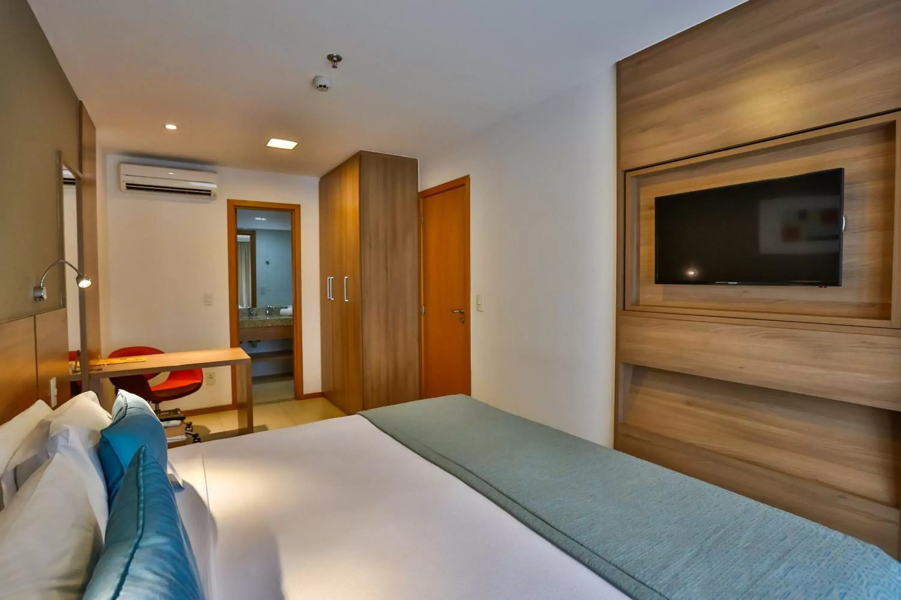 Bed in Quality Hotel & Suites Brasília