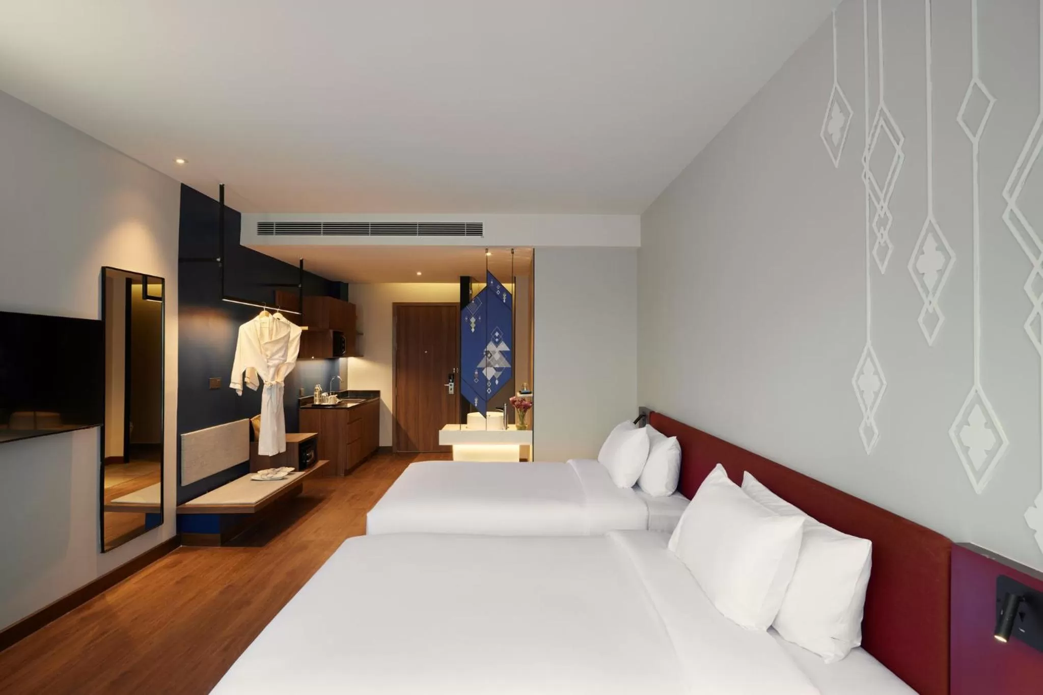 Photo of the whole room, Bed in Centara Life Hotel Bangkok Phra Nakhon