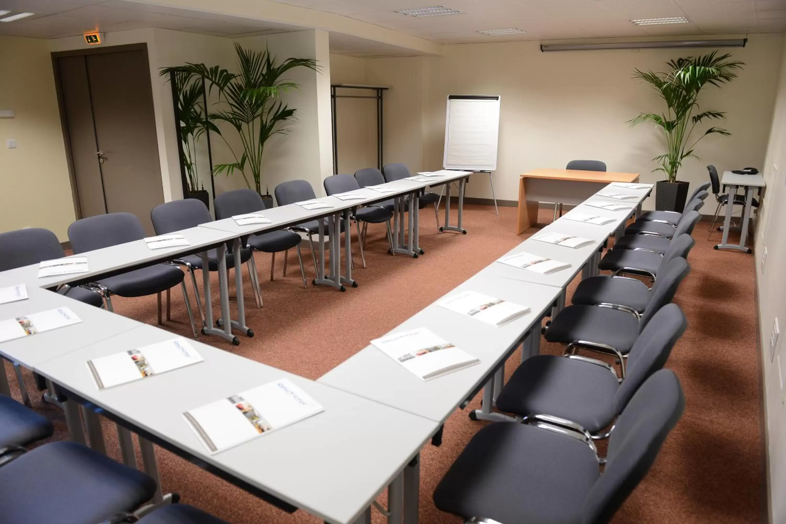 Meeting/conference room in Residhotel Lyon Lamartine