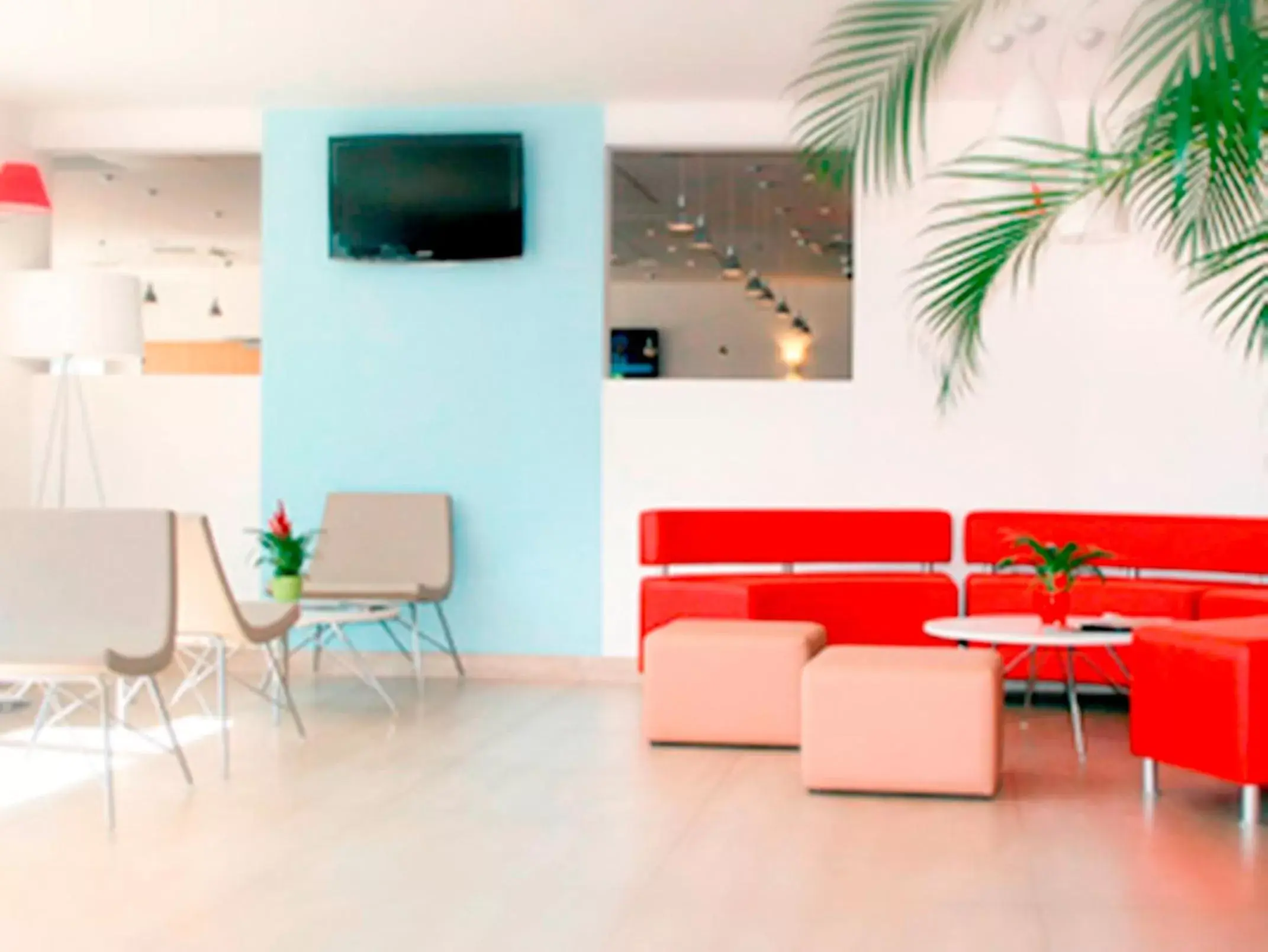 Lobby or reception, Seating Area in ibis Istres Trigance