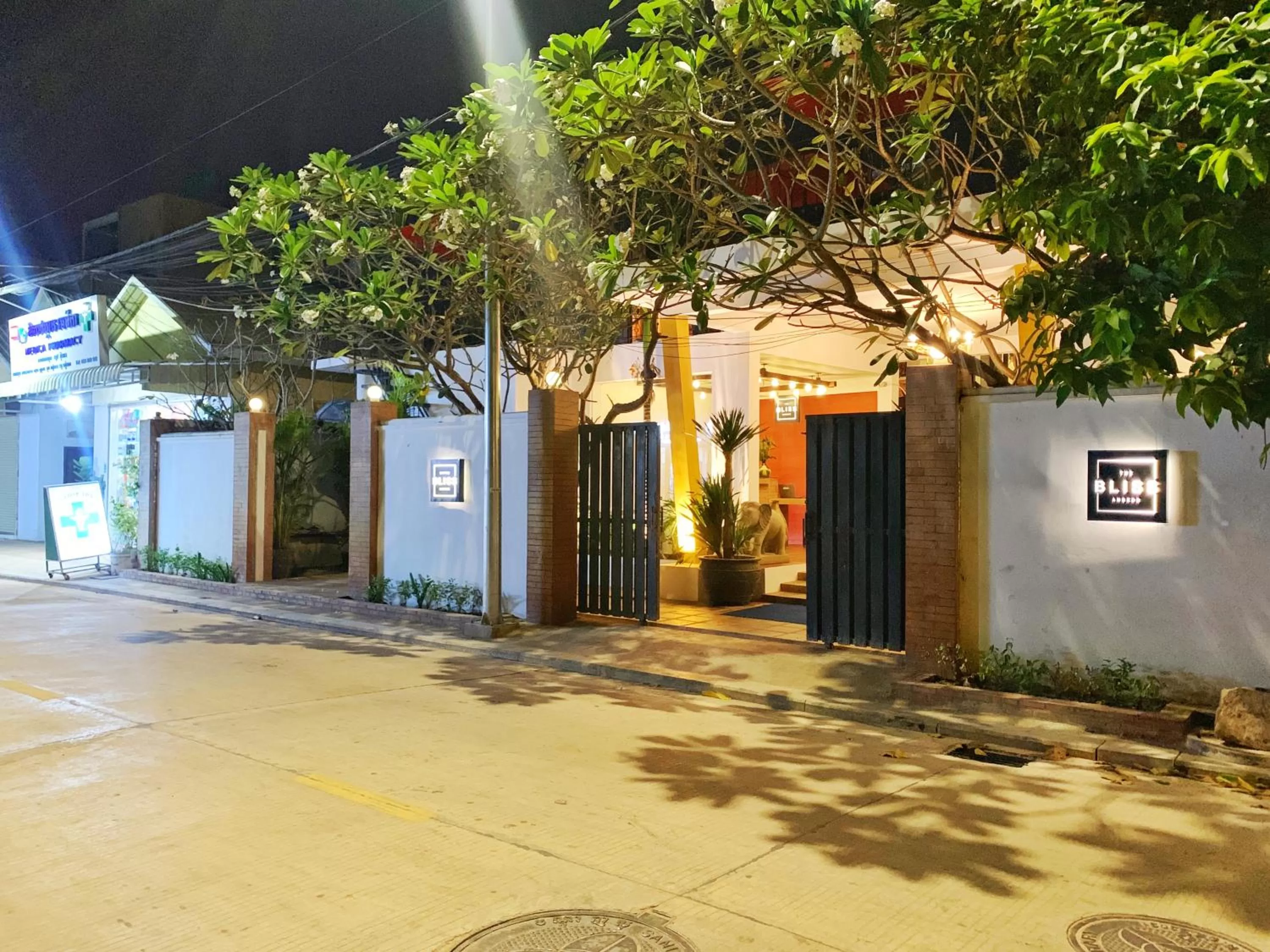 Facade/entrance in The Bliss Angkor