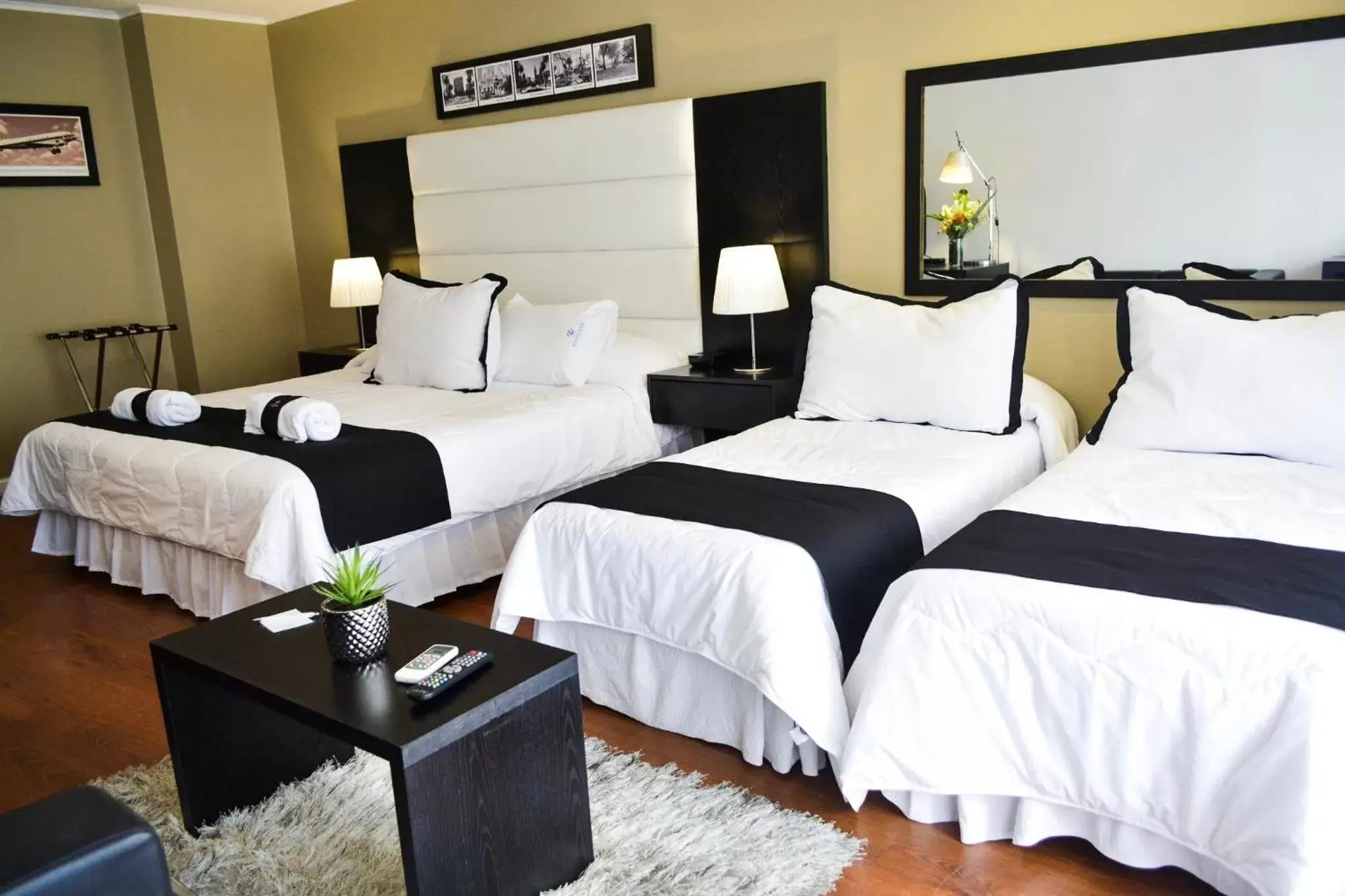 Superior Quadruple Room in Pocitos Plaza Hotel Superior Quadruple Room in Pocitos Plaza Hotel