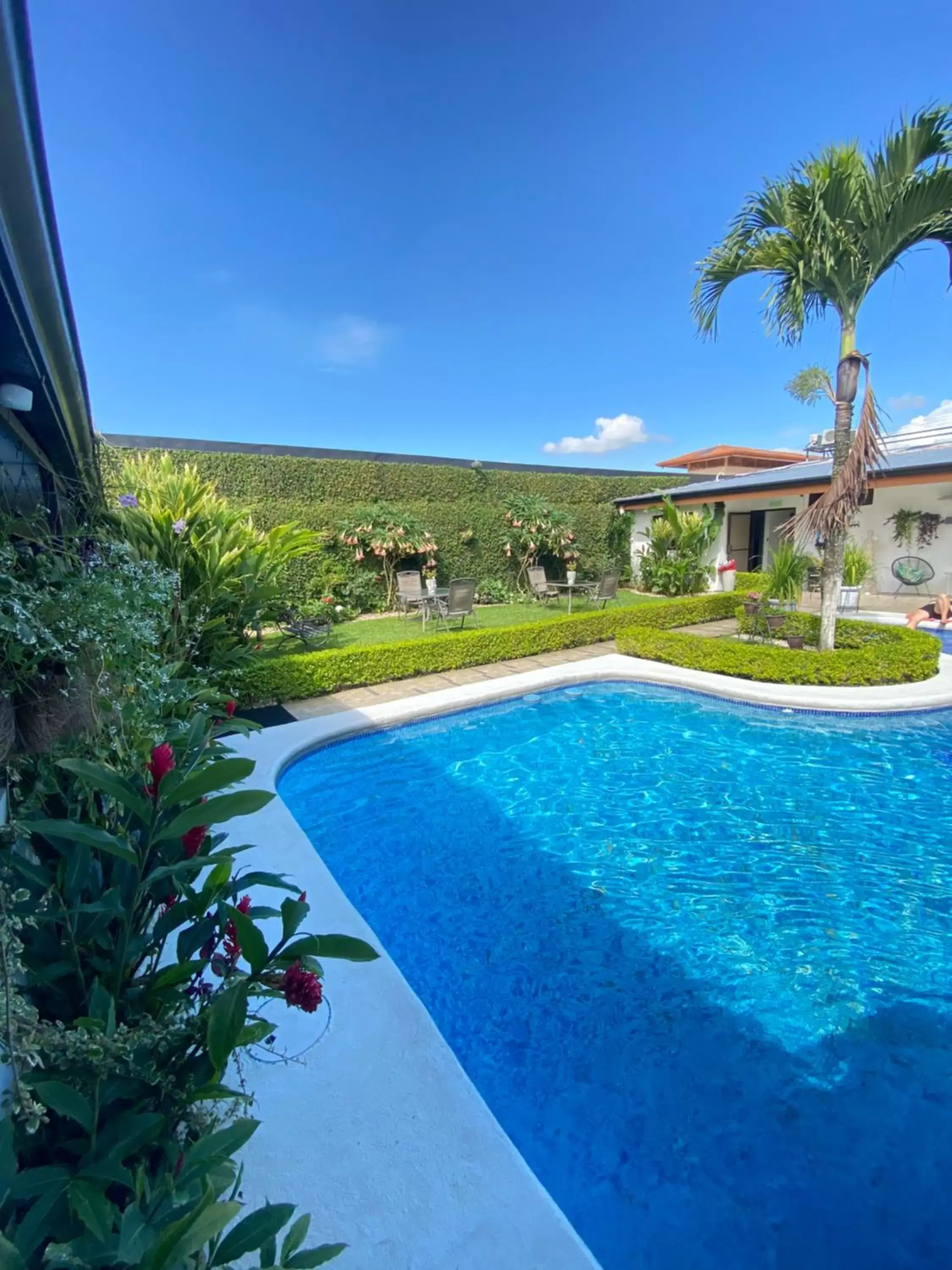 Swimming Pool in Berlor Airport Inn