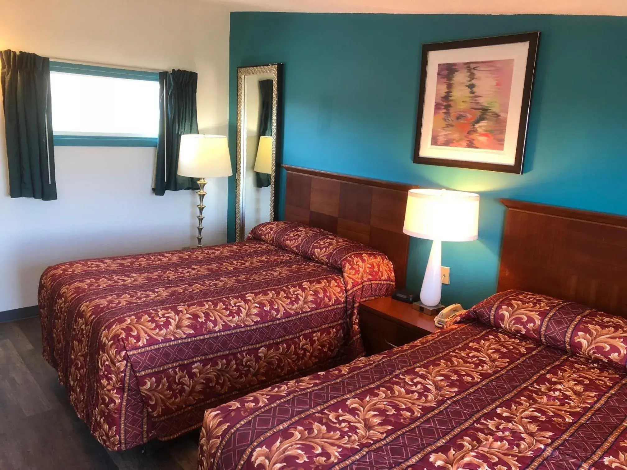 Double Room with Two Double Beds - Non-Smoking in Econo Lodge