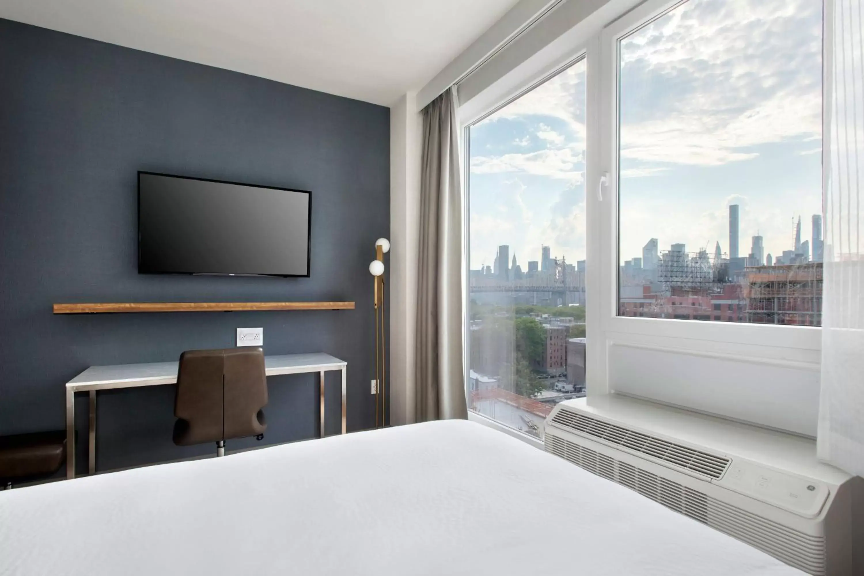 Bedroom in TownePlace Suites by Marriott New York Long Island City