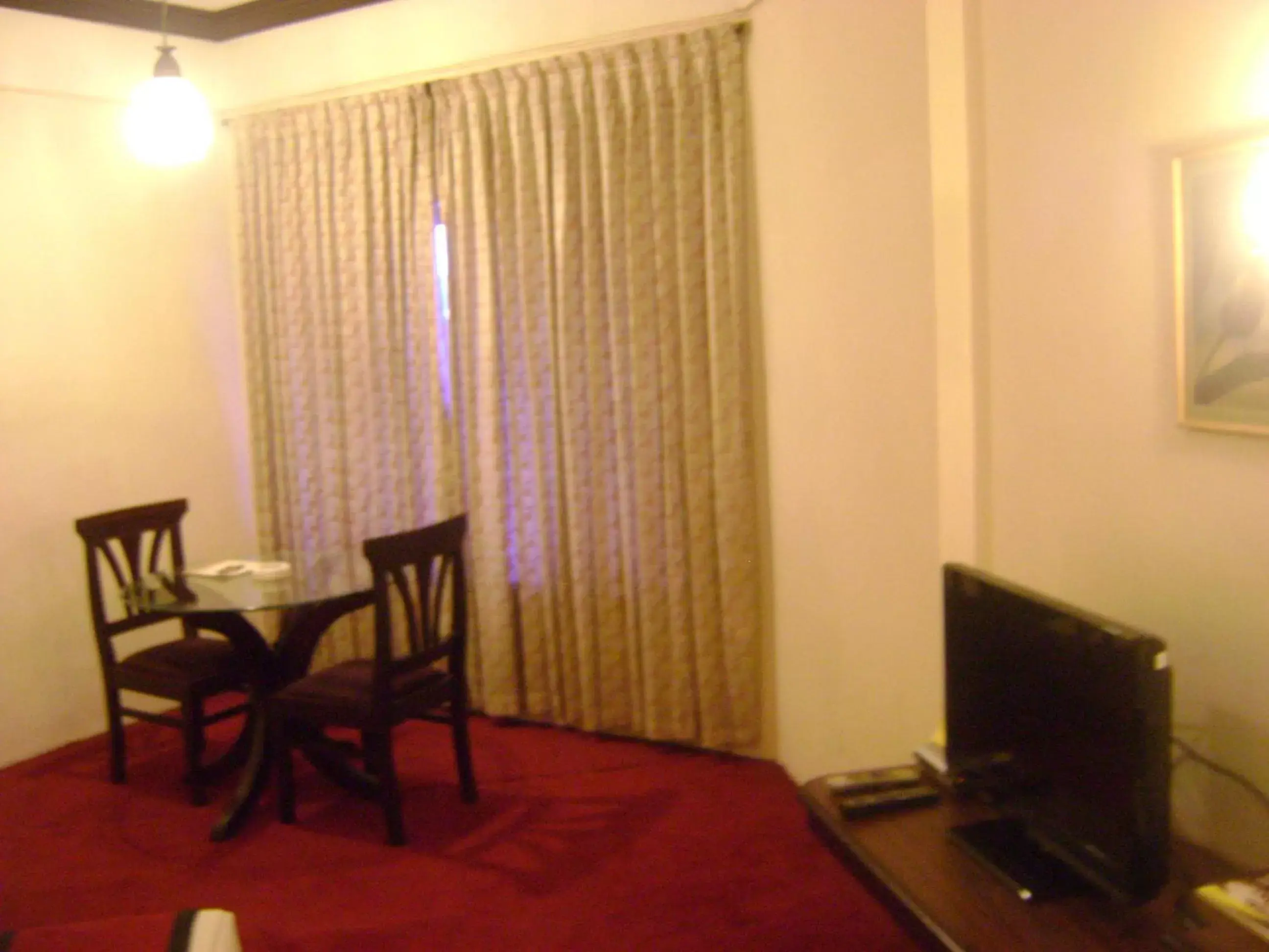 Seating area, TV/Entertainment Center in Malabar Palace