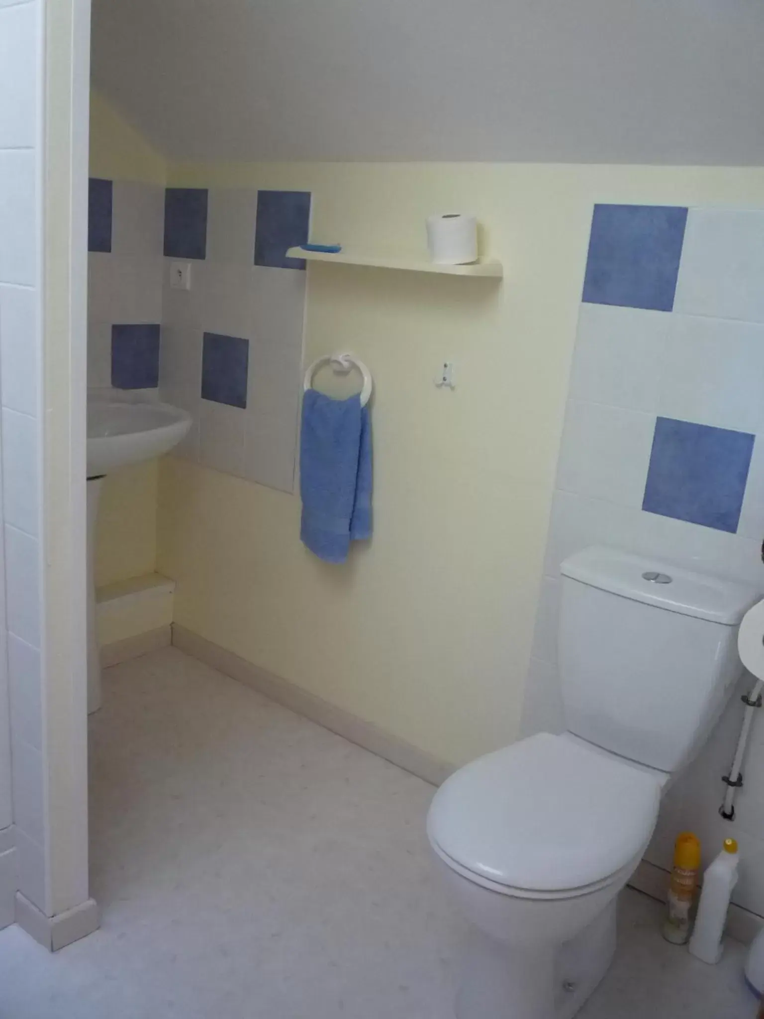 Toilet, Bathroom in Chambres d'Hôtes La Chouette