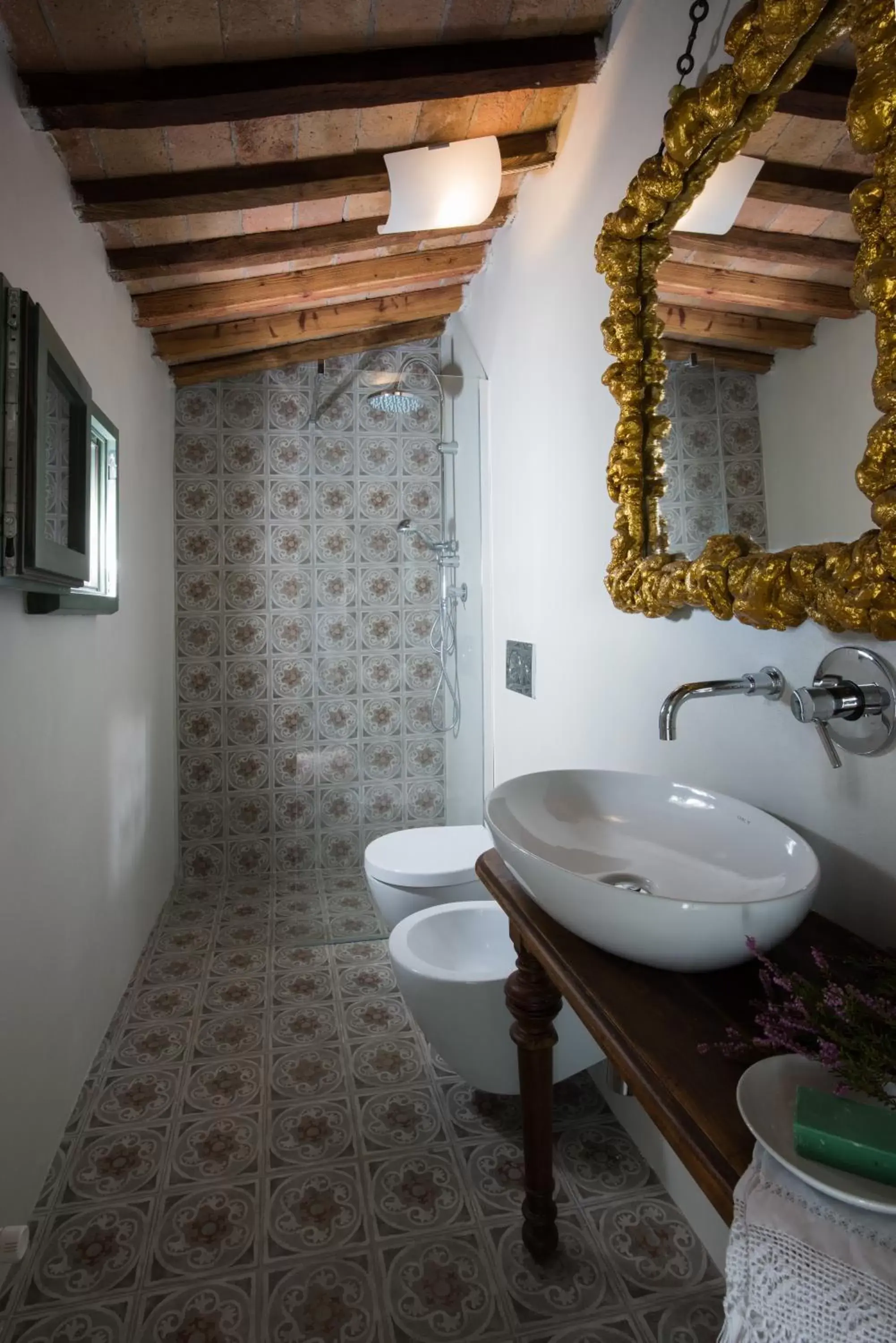 Bathroom in B&B Podere Camaiano