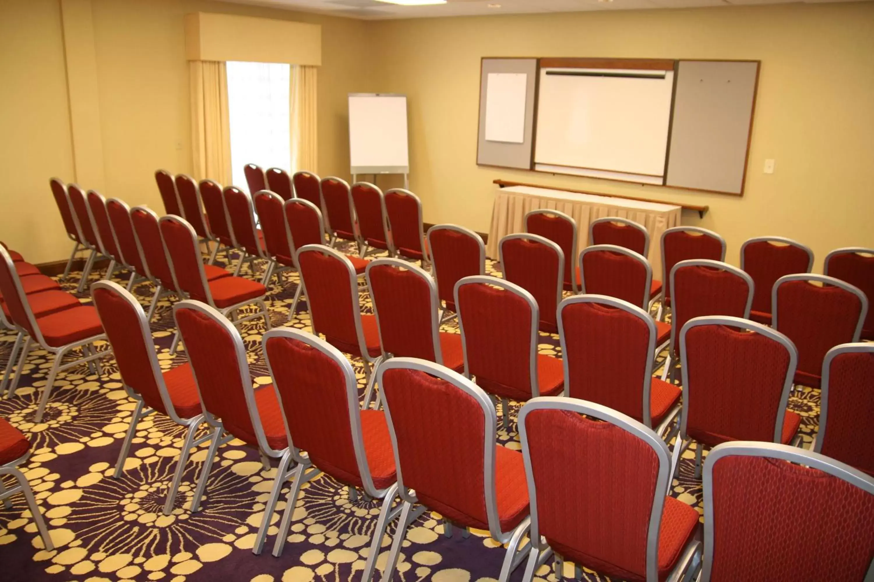 Meeting/conference room in Hampton Inn Richmond - Airport