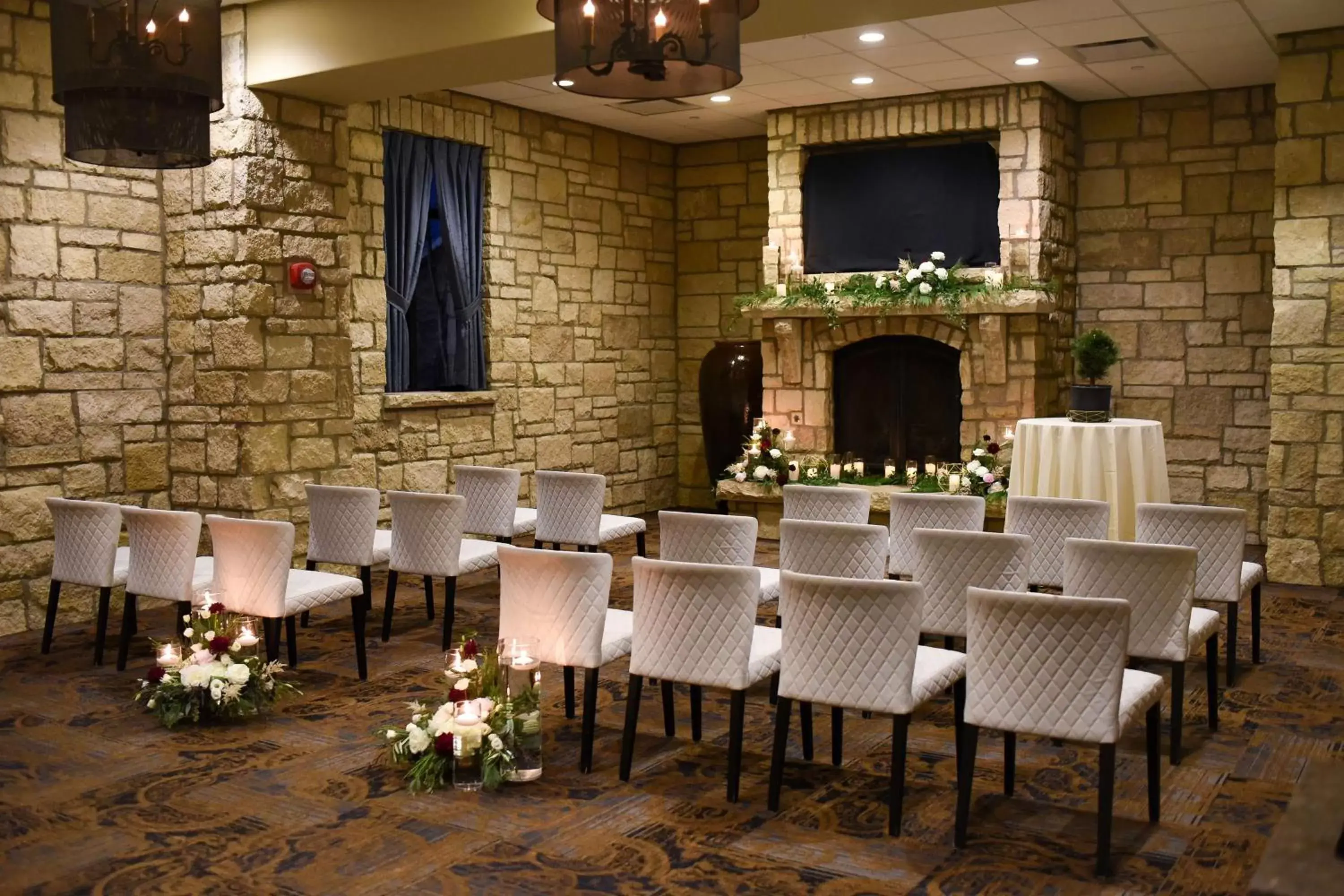 Meeting/conference room, Restaurant/Places to Eat in The Oread Lawrence, Tapestry Collection by Hilton