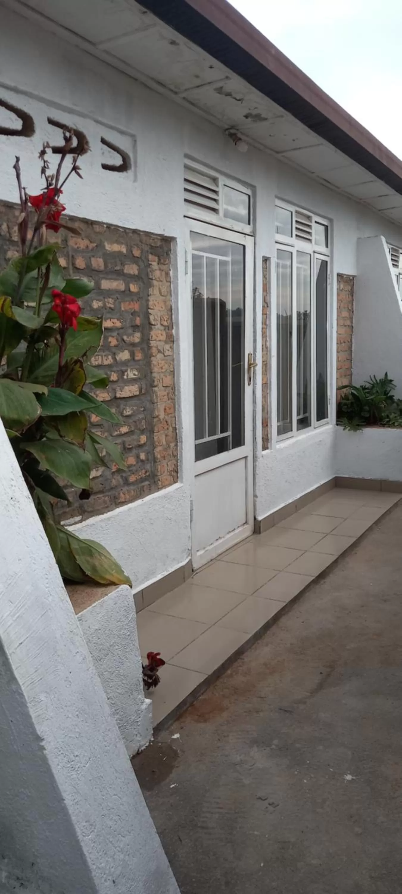 Tommy's Budget Rooms