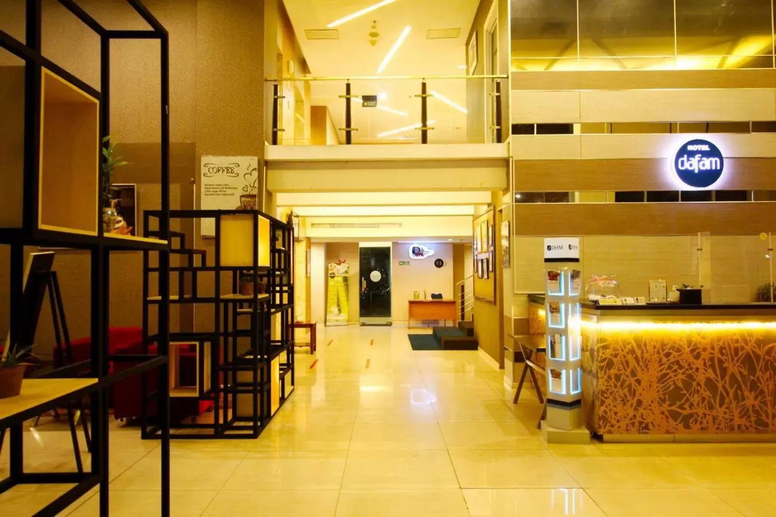 Night, Lobby/Reception in Hotel Dafam Pekanbaru