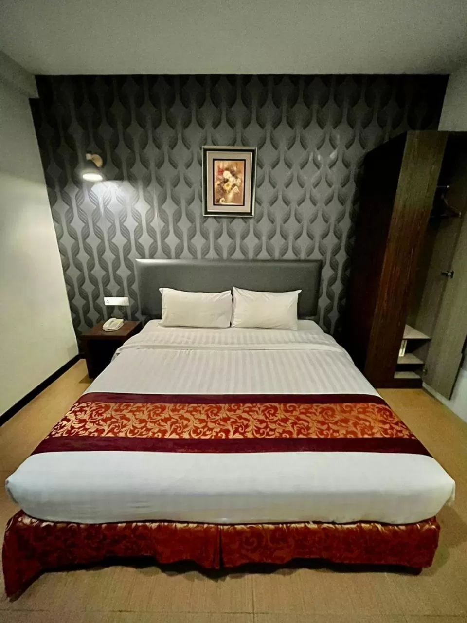 Bed in Eight Days Boutique Hotel - Impian Emas