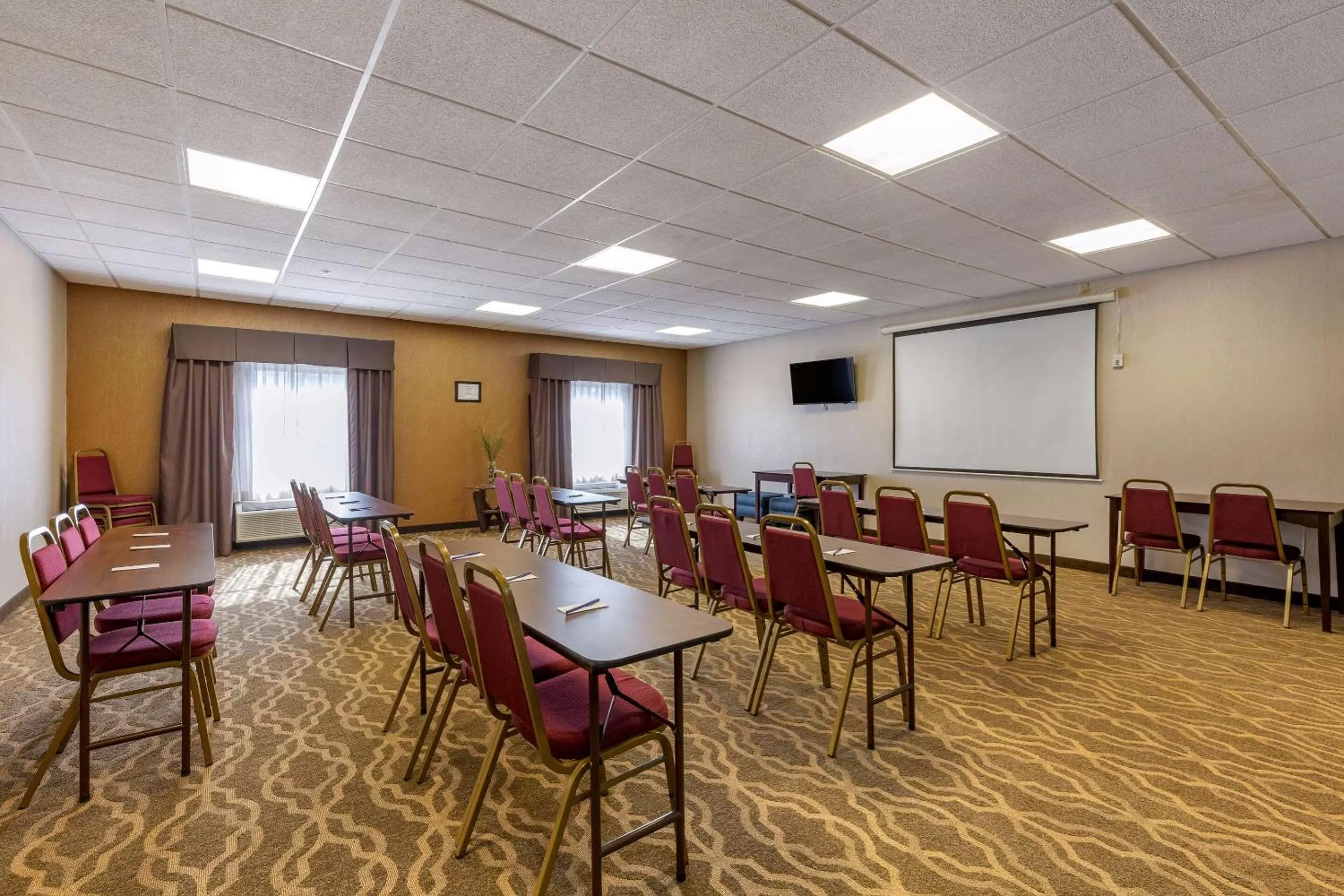 Meeting/conference room in Comfort Suites Perrysburg - Toledo South