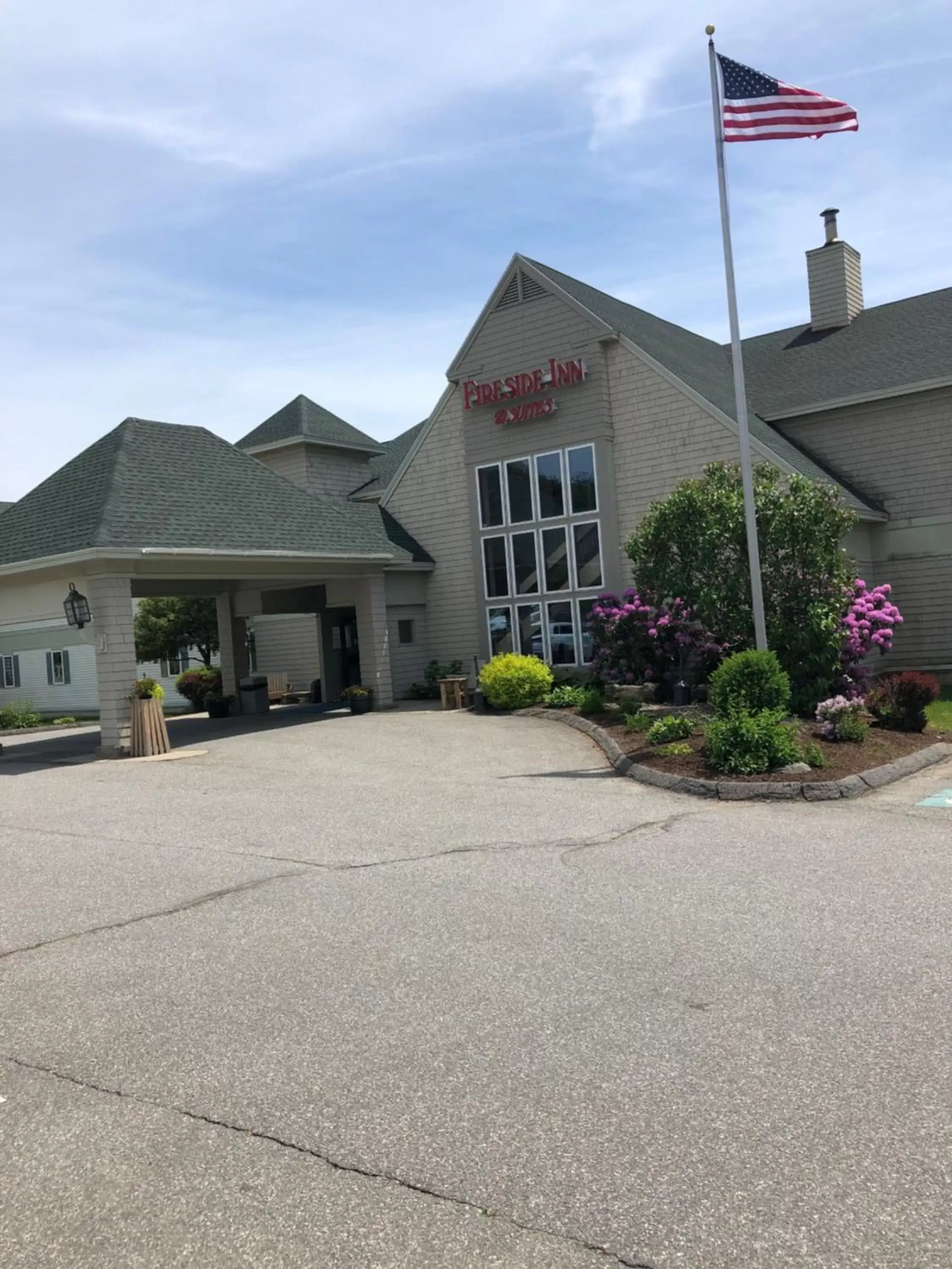 Property Building in Fireside Inn, Ocean's Edge