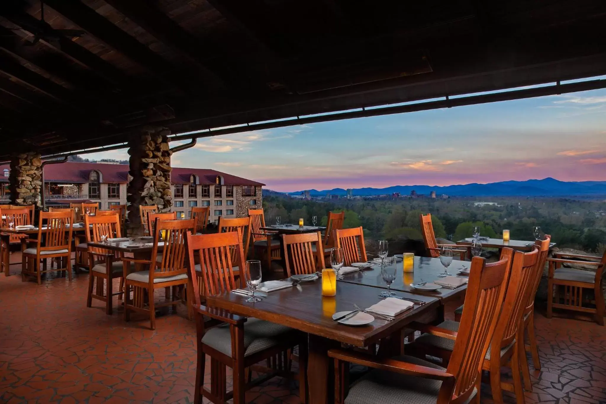 Balcony/Terrace, Restaurant/Places to Eat in The Omni Grove Park Inn - Asheville