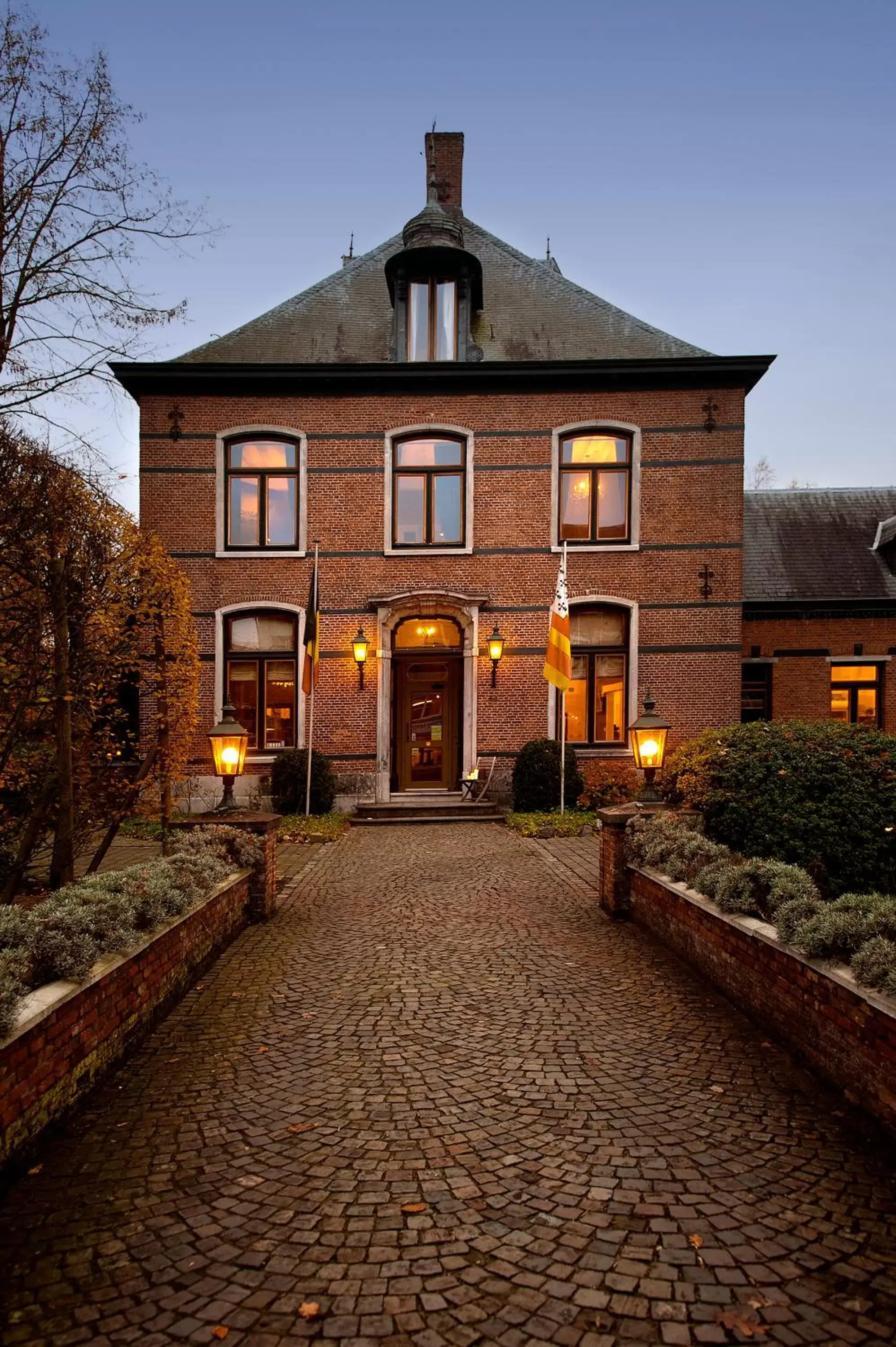 Facade/entrance, Property Building in B&B Roosendaelhof