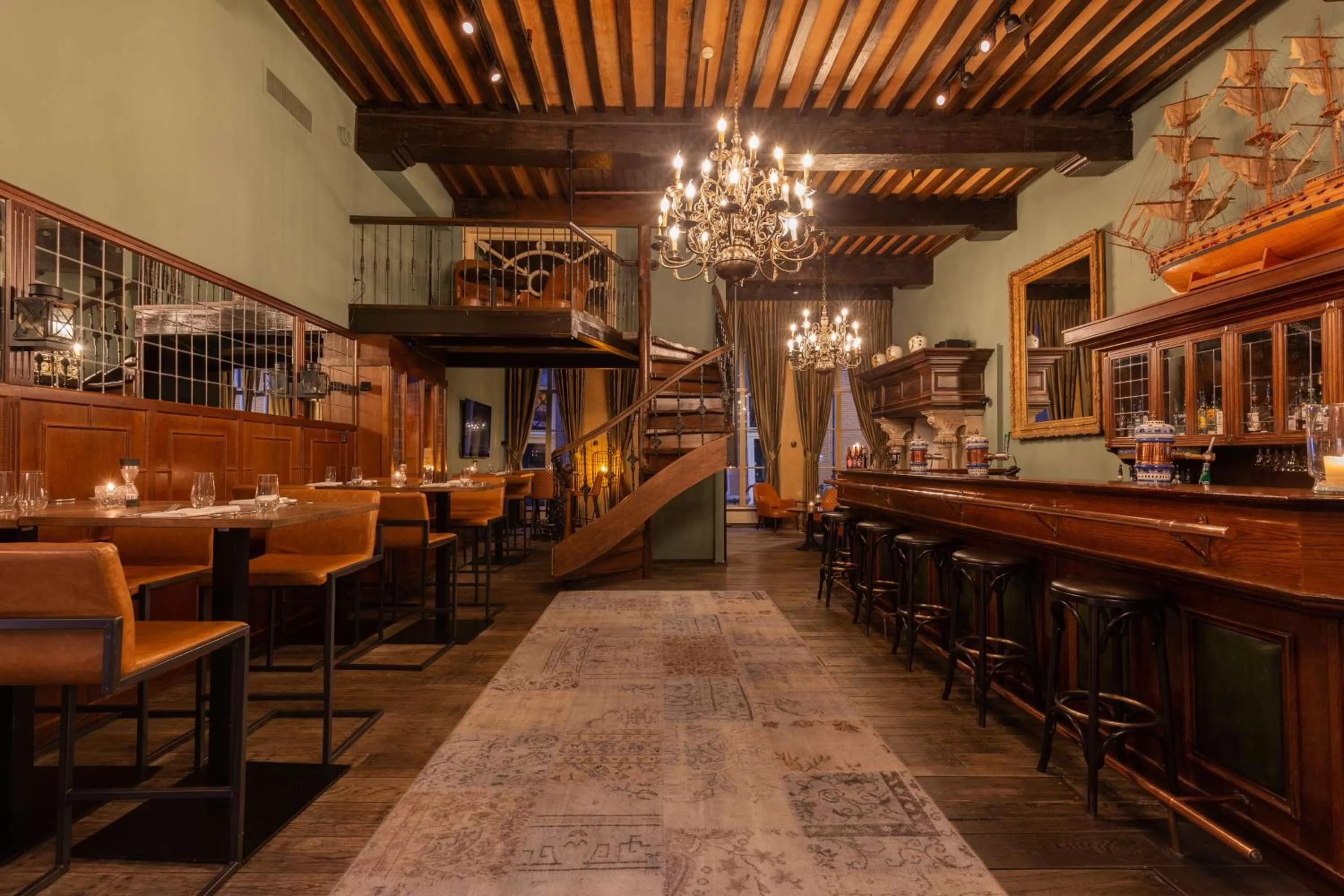 Lounge or bar in Radisson Blu Hotel, Amsterdam City Center