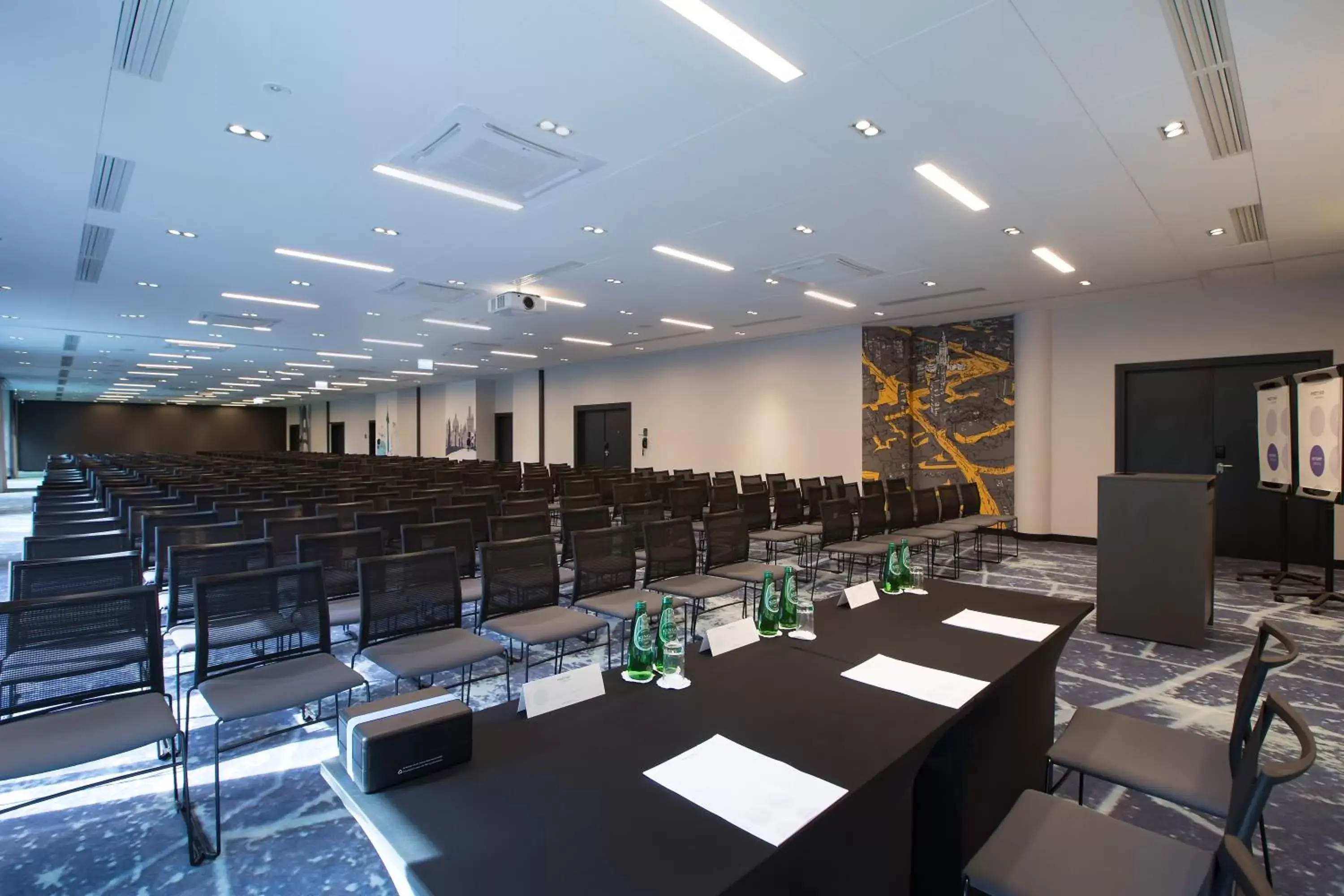 Meeting/conference room in Novotel Wrocław Centrum